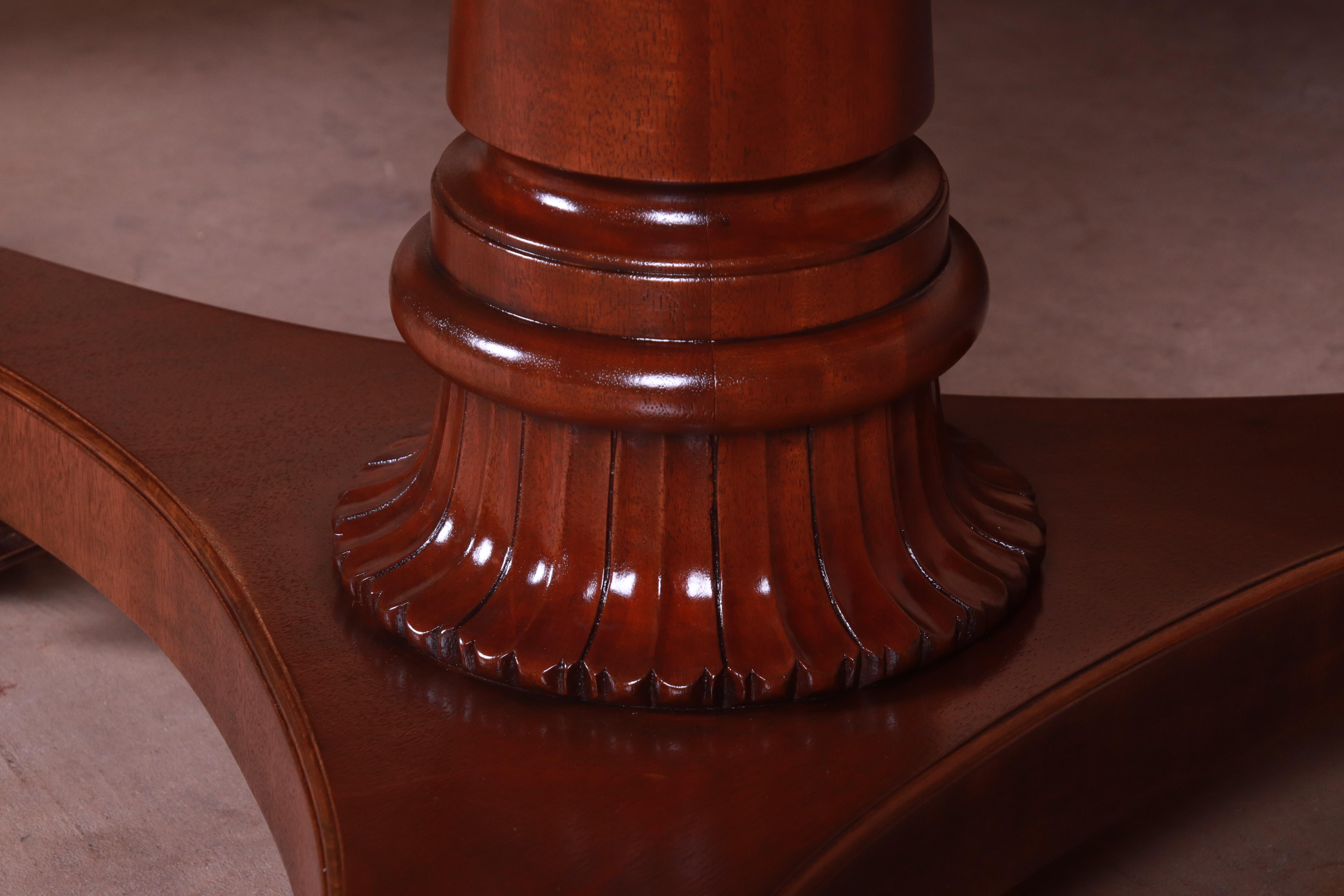 Kindel Furniture Neoclassical Banded Mahogany Extension Dining Table, Restored For Sale 8