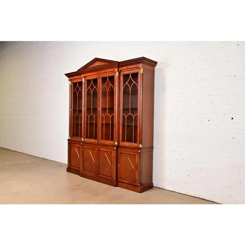 Kindel Furniture Neoclassical Carved Mahogany Breakfront Bookcase Cabinet In Good Condition For Sale In South Bend, IN