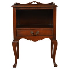 Kindel Furniture Queen Anne or Chippendale Mahogany Nightstand, Circa 1950s
