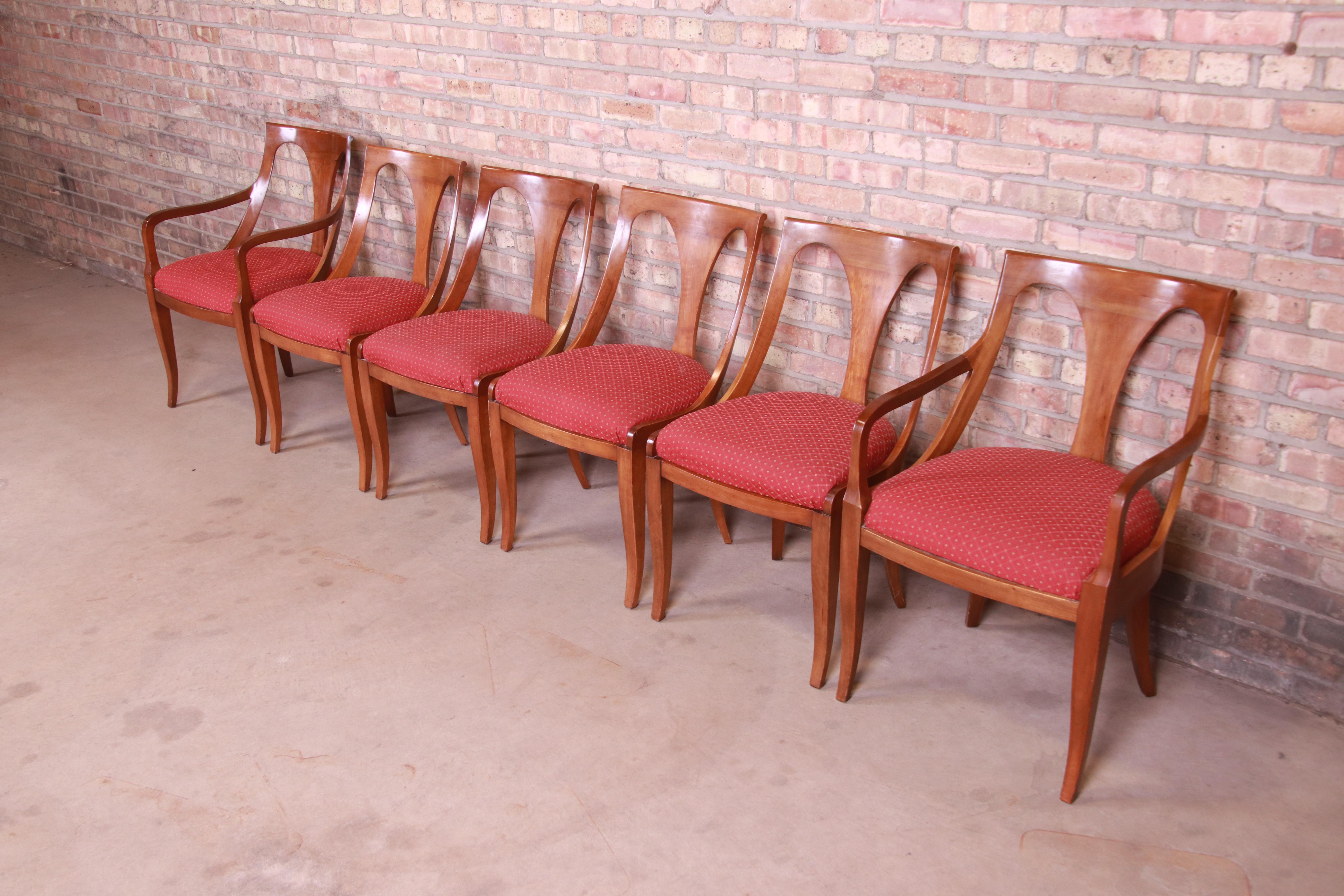 Kindel Furniture Regency Cherry Wood Dining Chairs, Set of Six In Good Condition In South Bend, IN