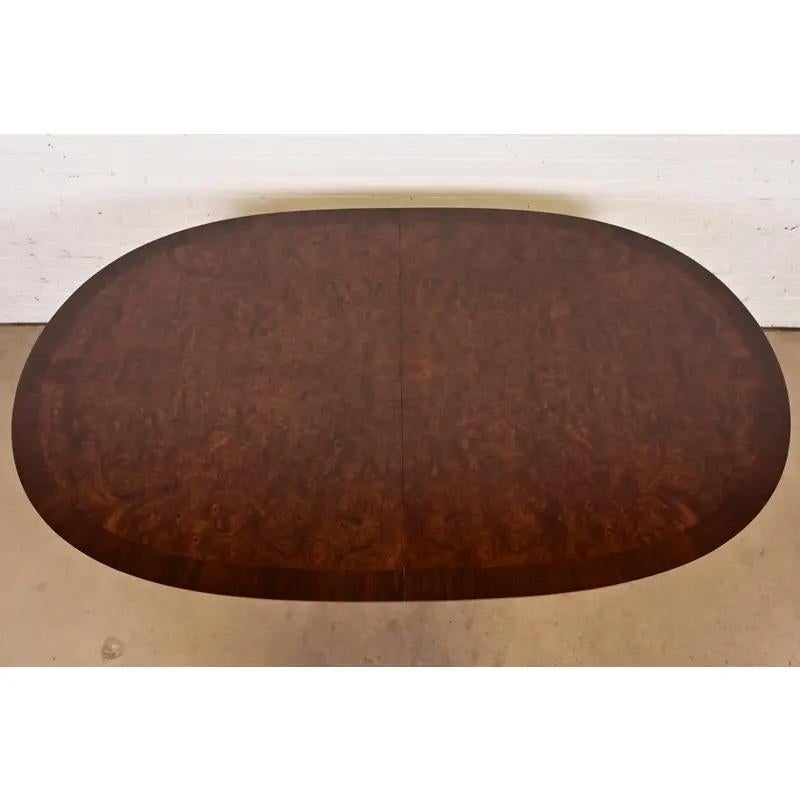 Mesa de Comedor Extensible Estilo Regencia Francesa Kindel Furniture, Circa 1960s en venta 3