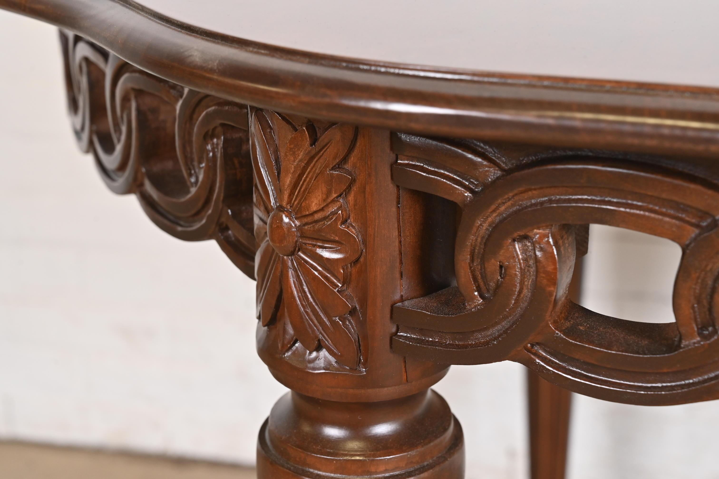 Kindel Furniture Style French Regency Louis XVI Dining Table, Newly Refinished For Sale 5