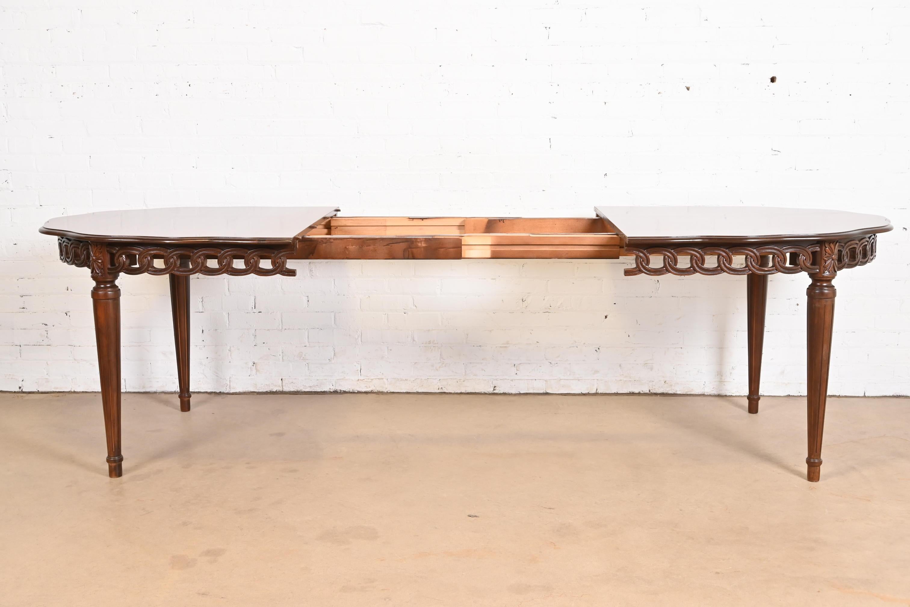 Kindel Furniture Style French Regency Louis XVI Dining Table, Newly Refinished For Sale 1