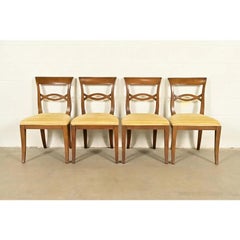 Sillas de comedor de nogal talladas de Kindel, estilo Regency, juego de cuatro