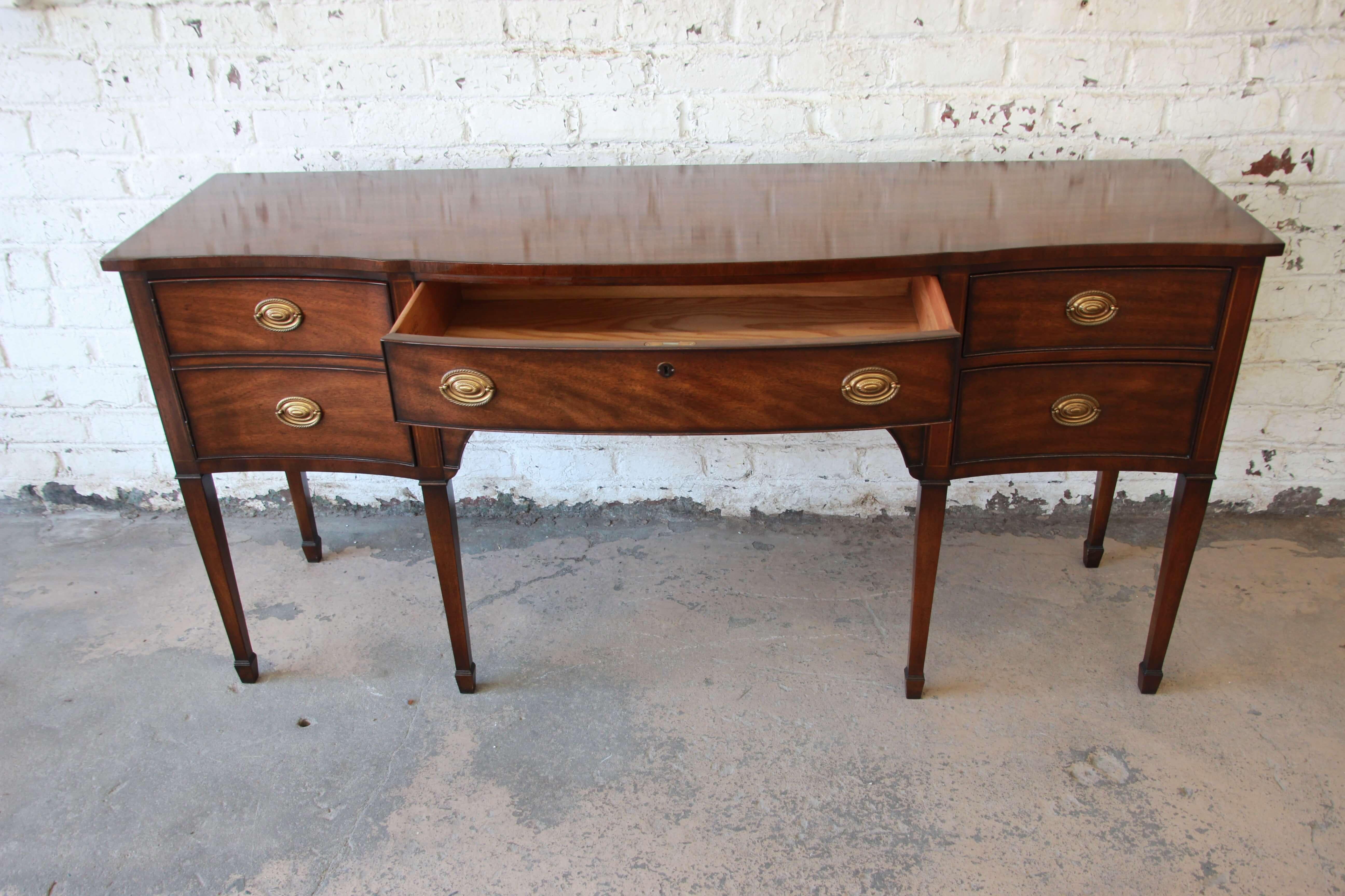 Federal Kindel Furniture Windermere Hepplewhite Style Mahogany Sideboard Credenza