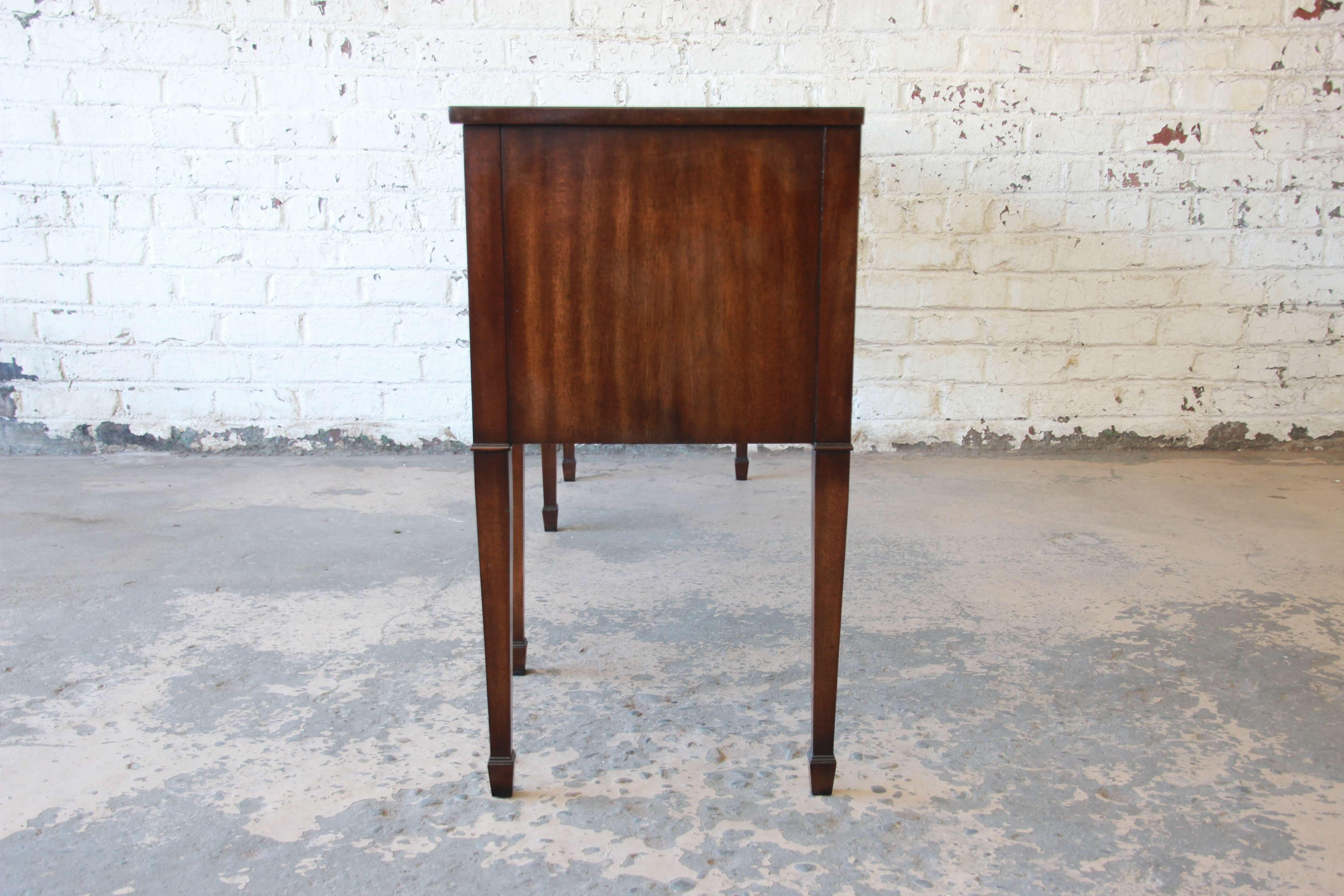 Kindel Furniture Windermere Hepplewhite Style Mahogany Sideboard Credenza 2