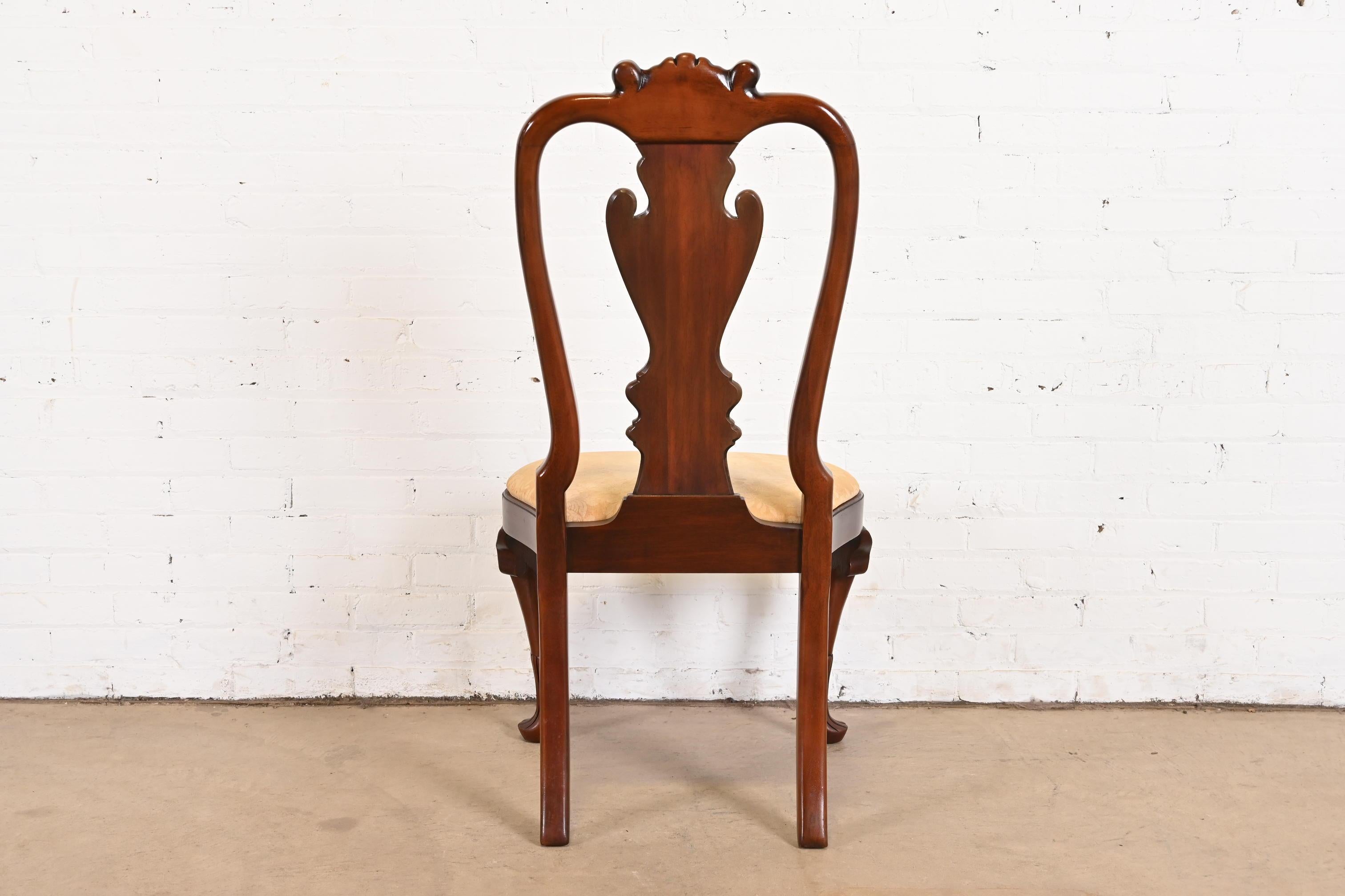 Kindel Furniture Winterthur Collection Georgian Carved Mahogany Dining Chairs For Sale 3