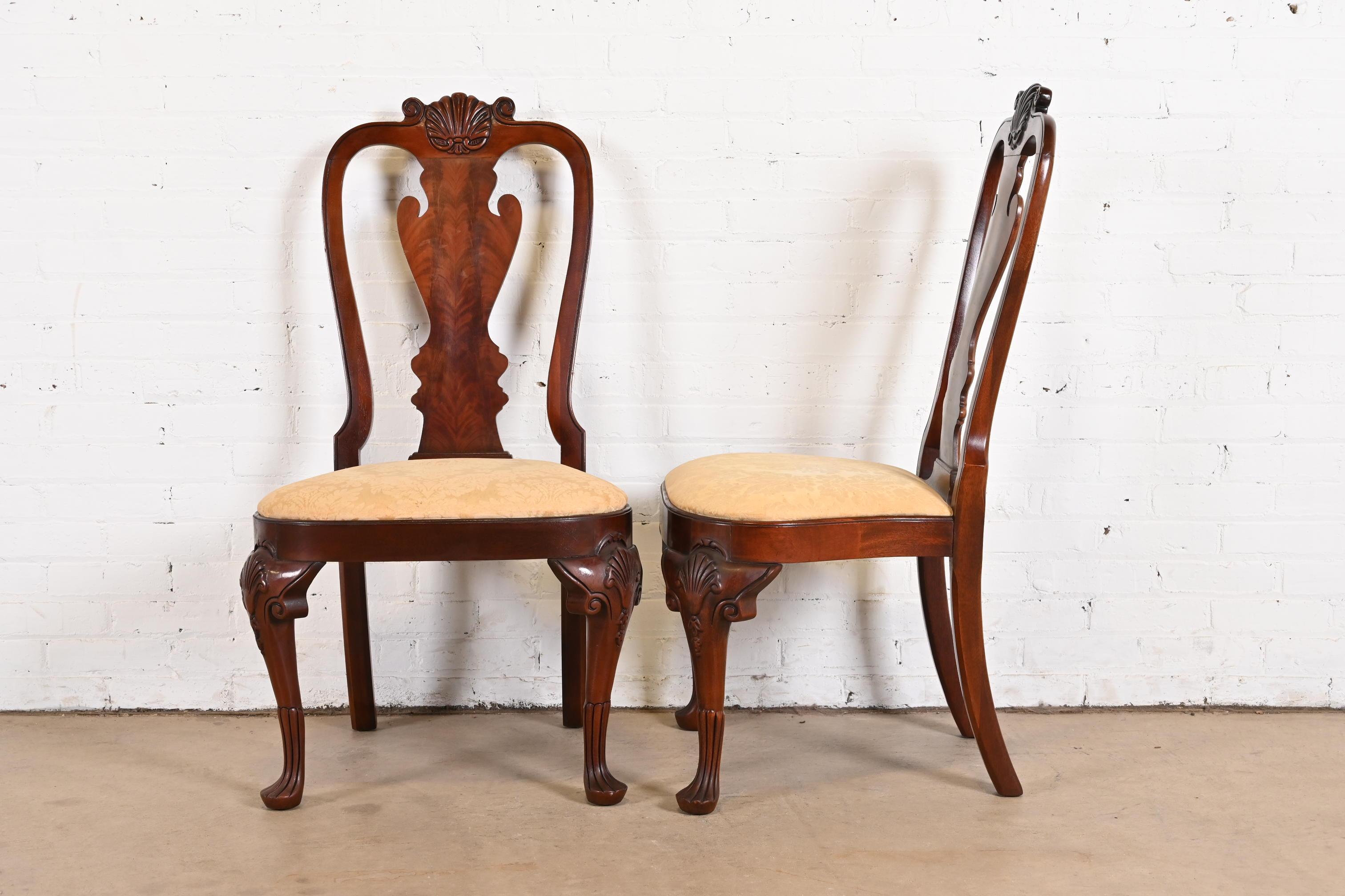 Late 20th Century Kindel Furniture Winterthur Collection Georgian Carved Mahogany Dining Chairs For Sale