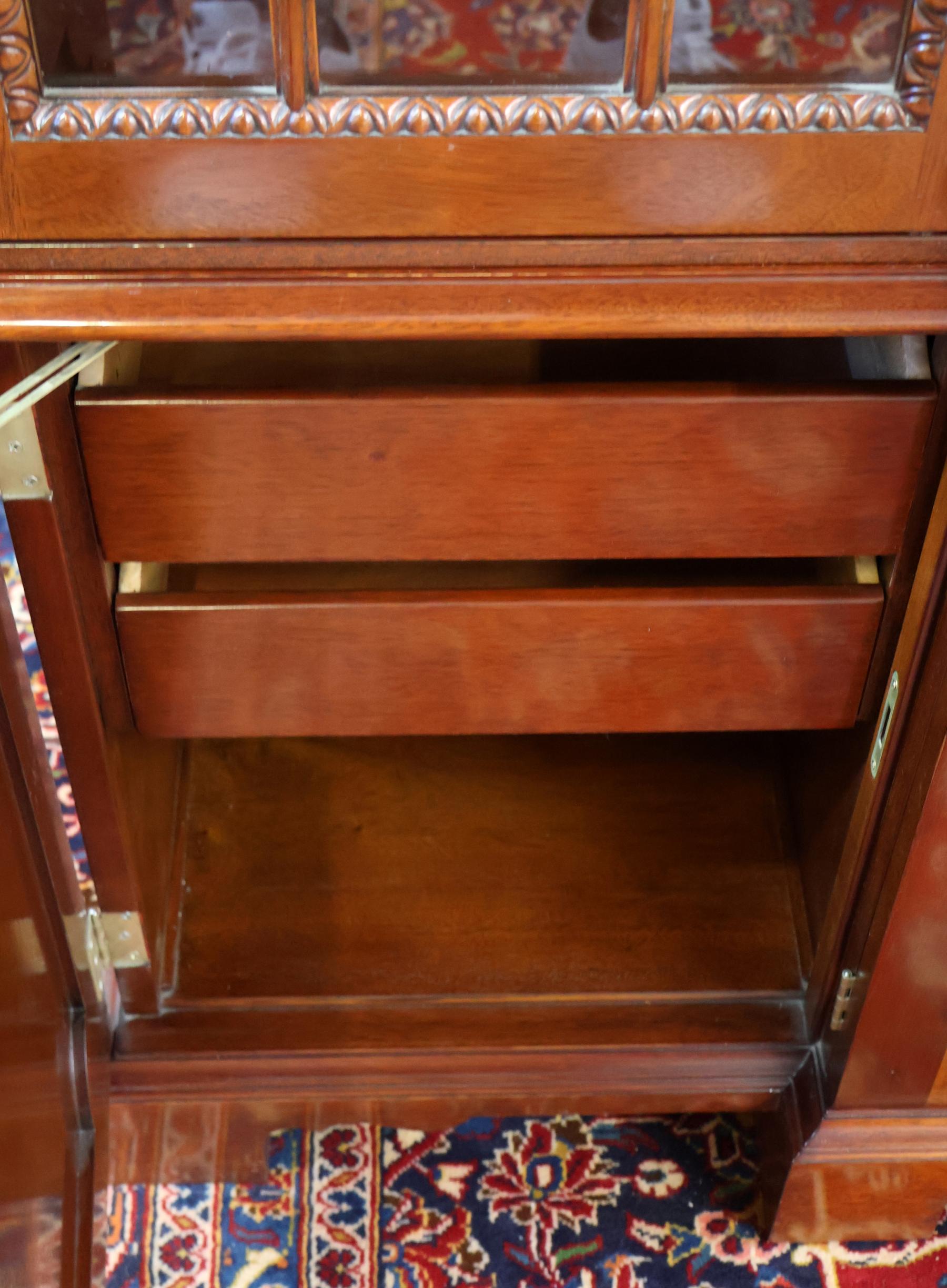 Kindel Historic Trust Mahogany Bookcase China Cabinet Breakfront For Sale 7