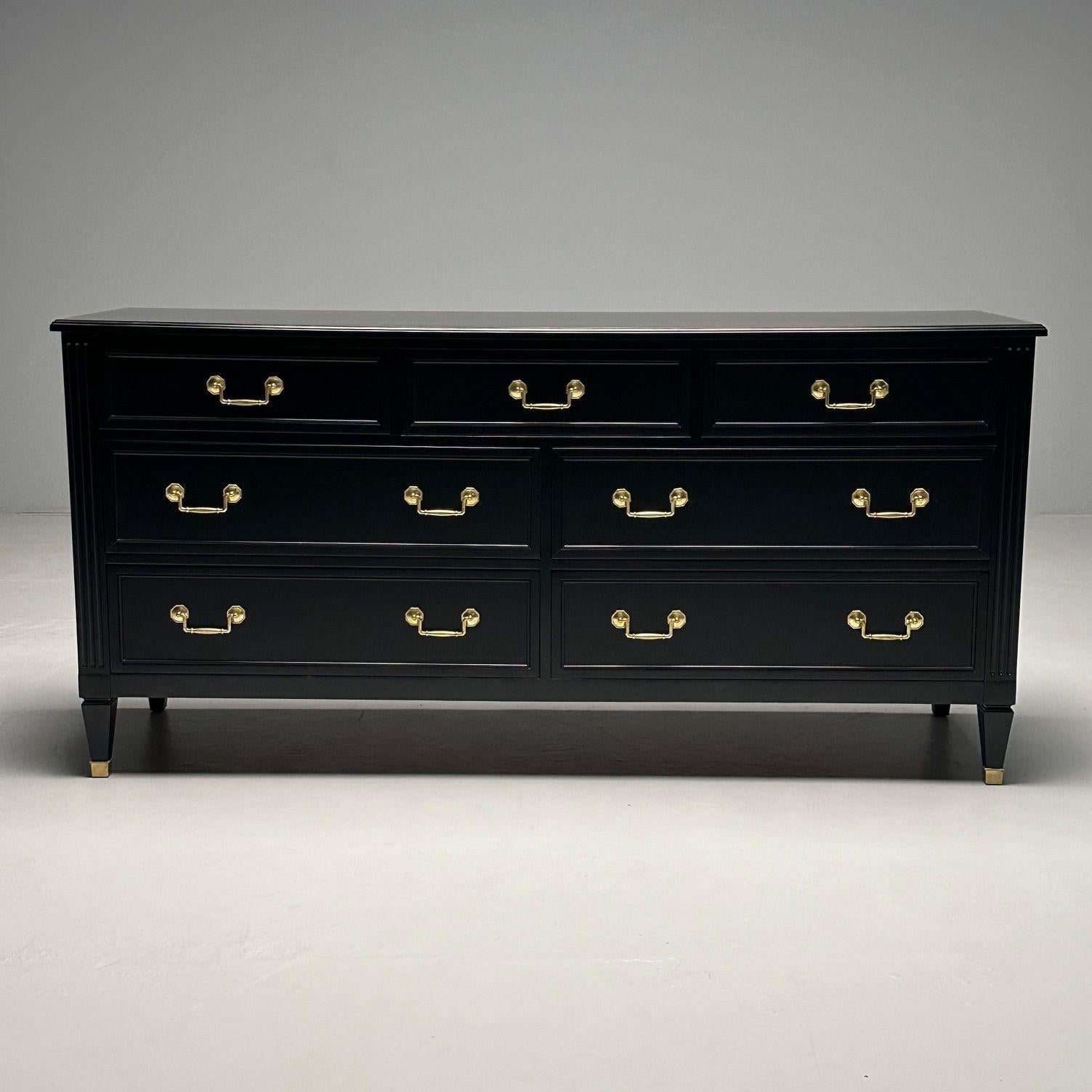 Kindel, Hollywood Regency Style, Dresser, Matte Black, Brass, USA, 1970s

Mid-century dresser manufactured by Kindel in the United States circa 1960s. Fully refinished in matte black. Original brass square drawer pulls on each of the 7 drawers.