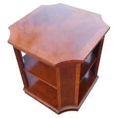 Table d'appoint Kindel en acajou avec plateau à bandes assorties et table d'appoint