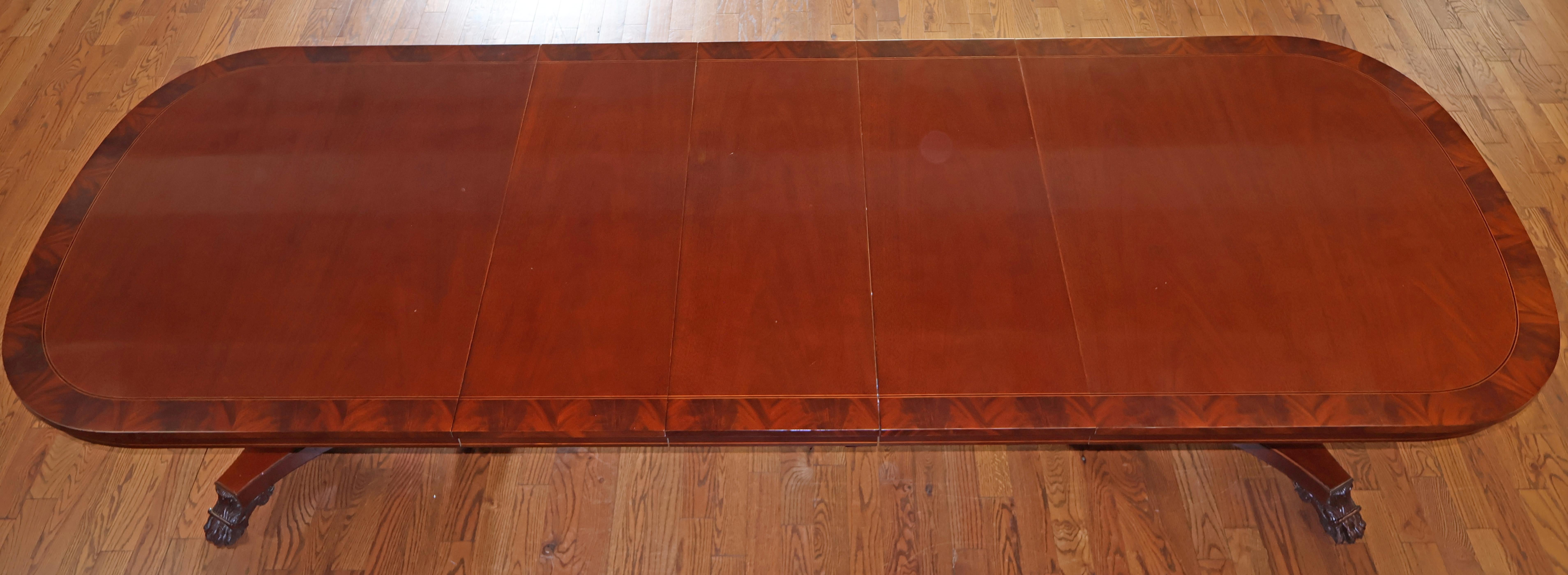 Kindel National Trust Empire Neo Classical Style Mahogany Dining Table en vente 4