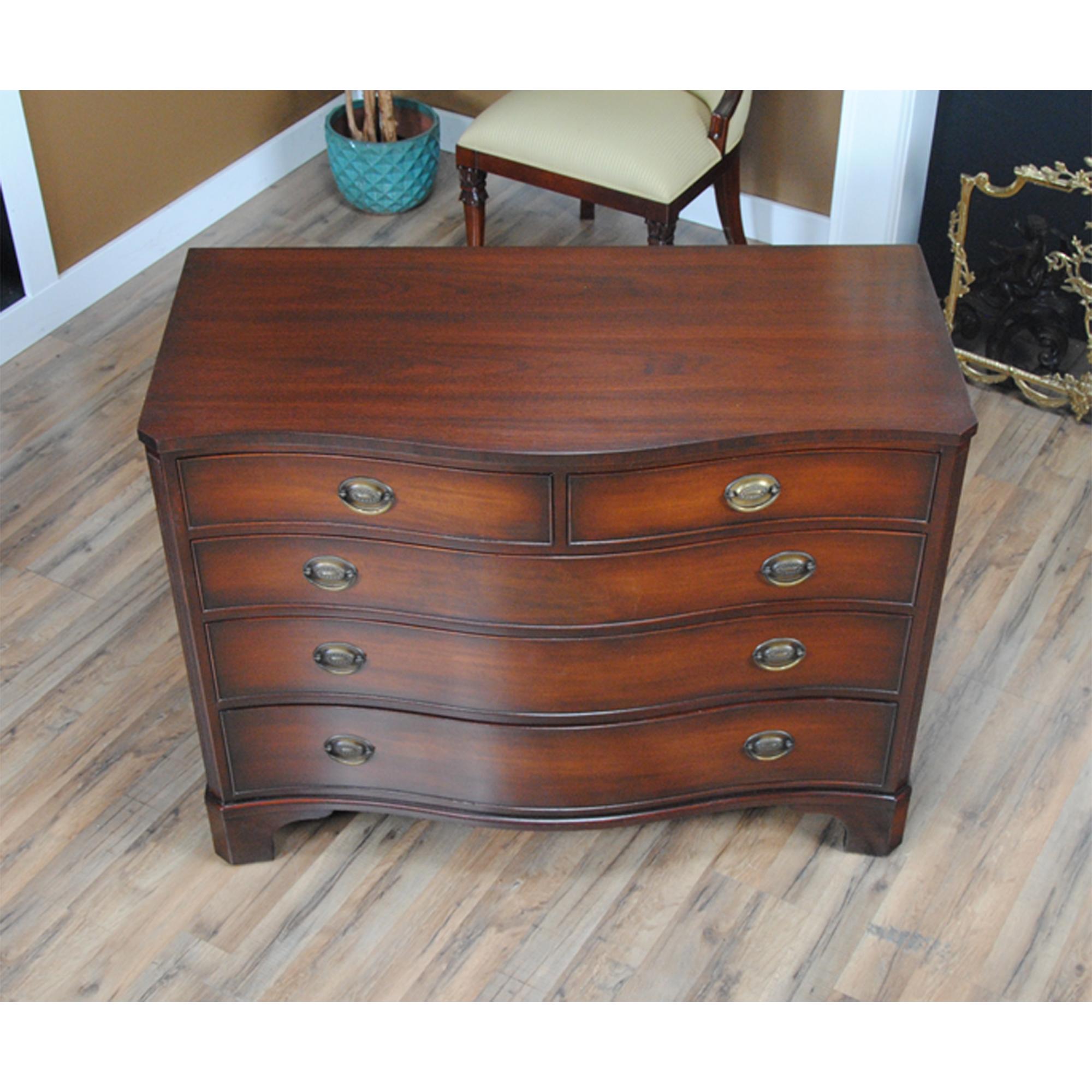 Kindel Vintage Mahogany Dresser For Sale 1