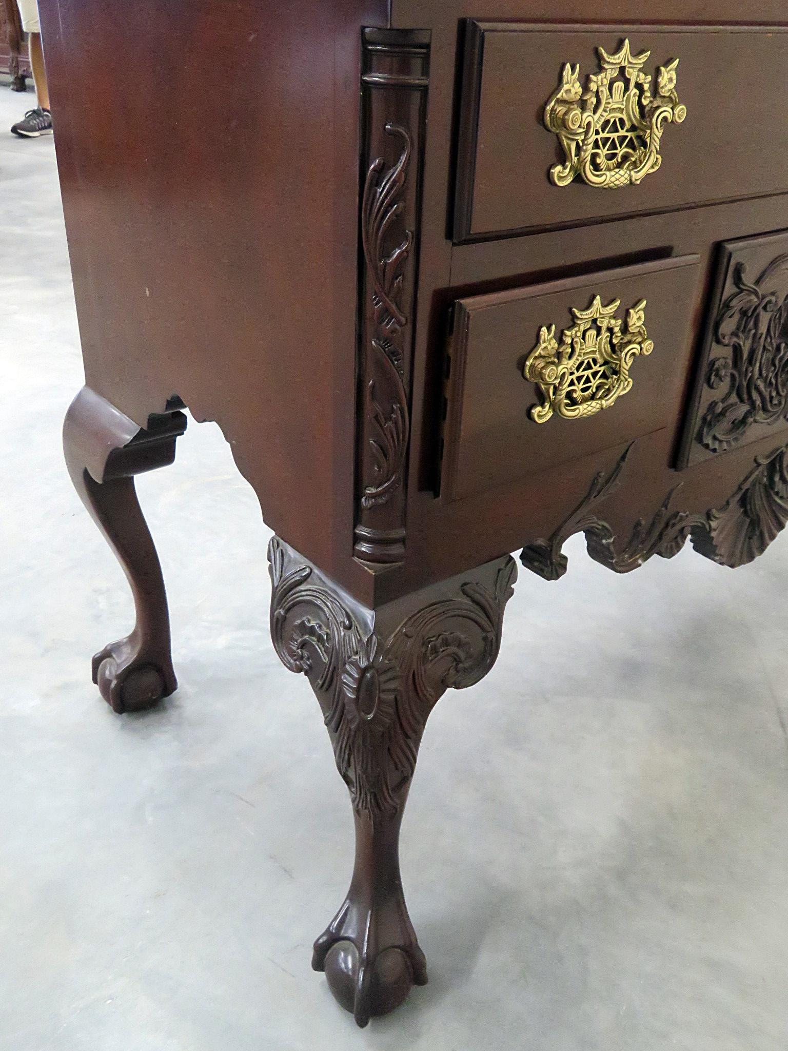 Kindel Winterthur Georgian Style Lowboy 8