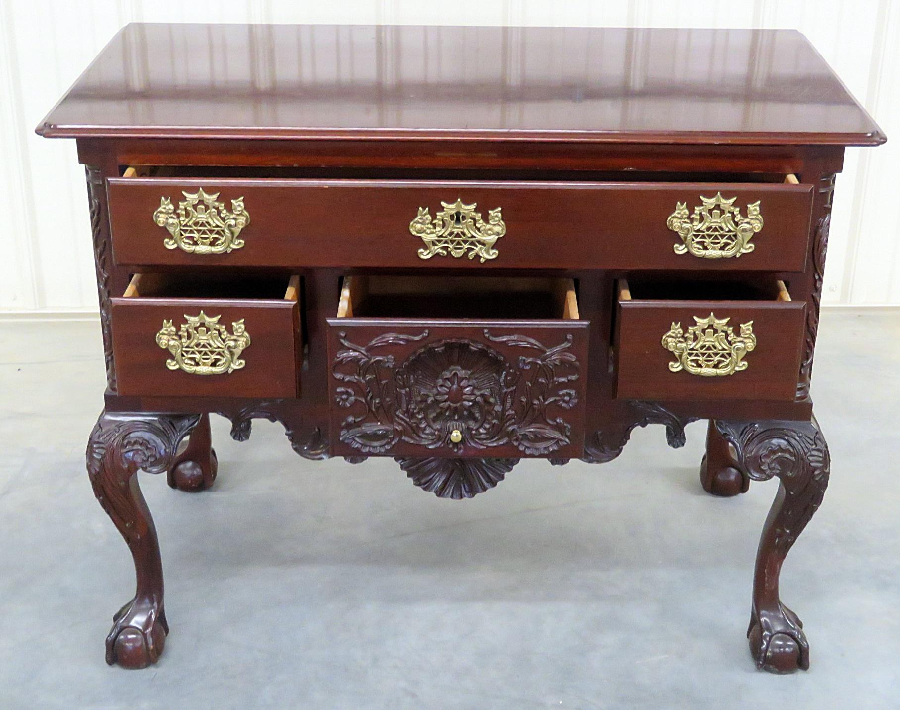 American Kindel Winterthur Georgian Style Lowboy