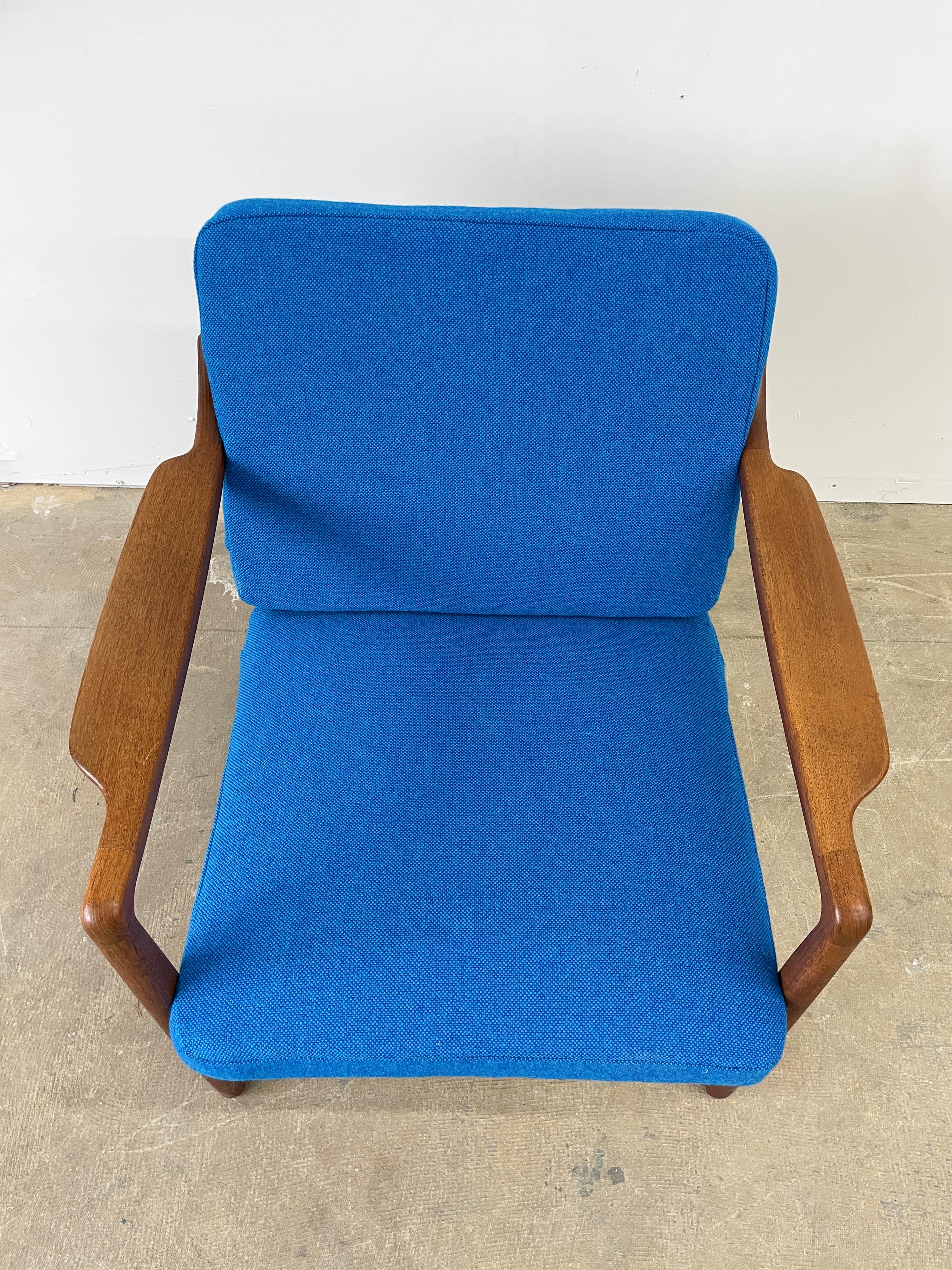 Kindt Larsen Teak Lounge Chairs 116 for France and Son For Sale 6