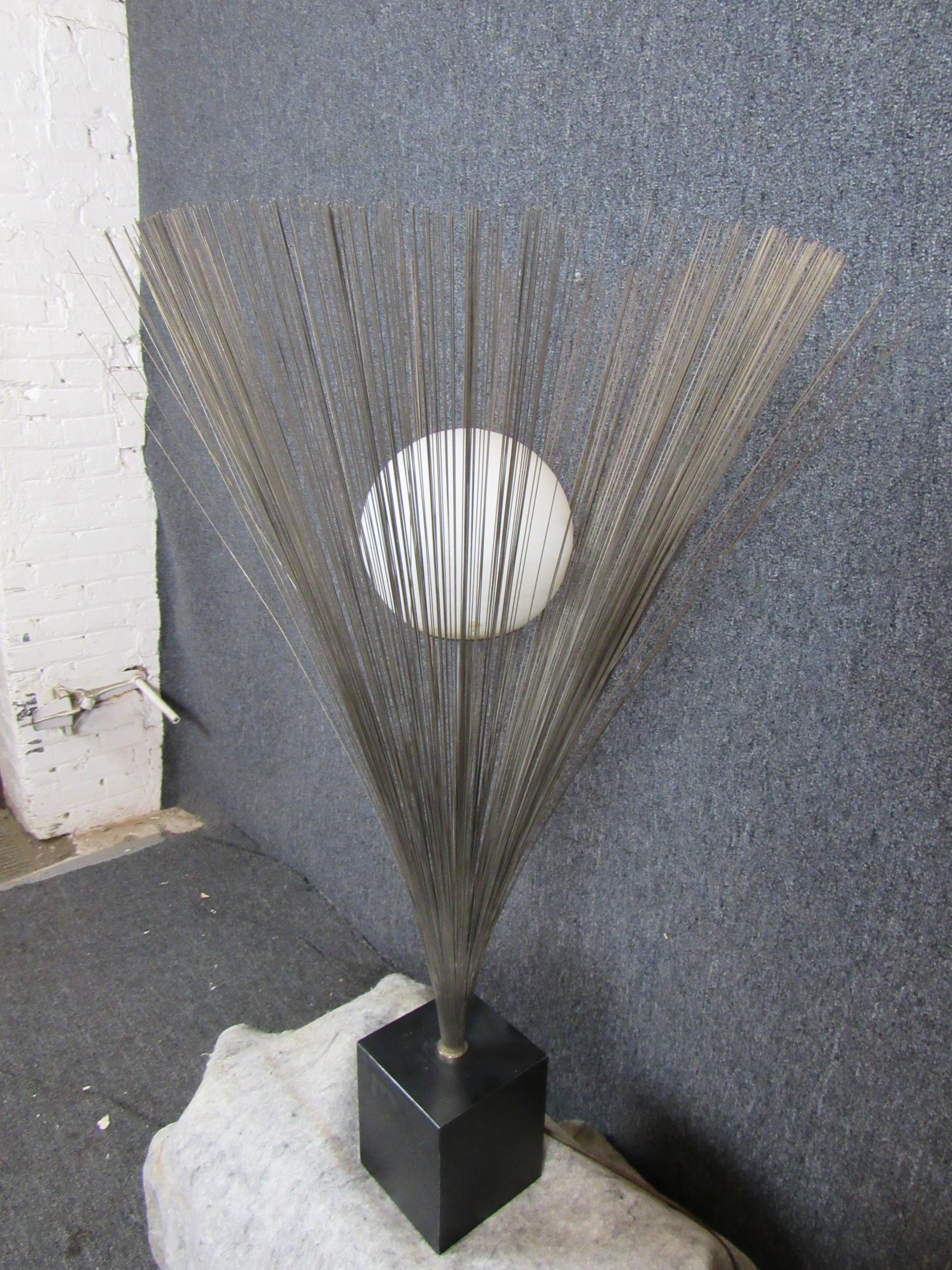 Mid-Century Modern Kinetic Bertoia Style Lamp by Laurel For Sale