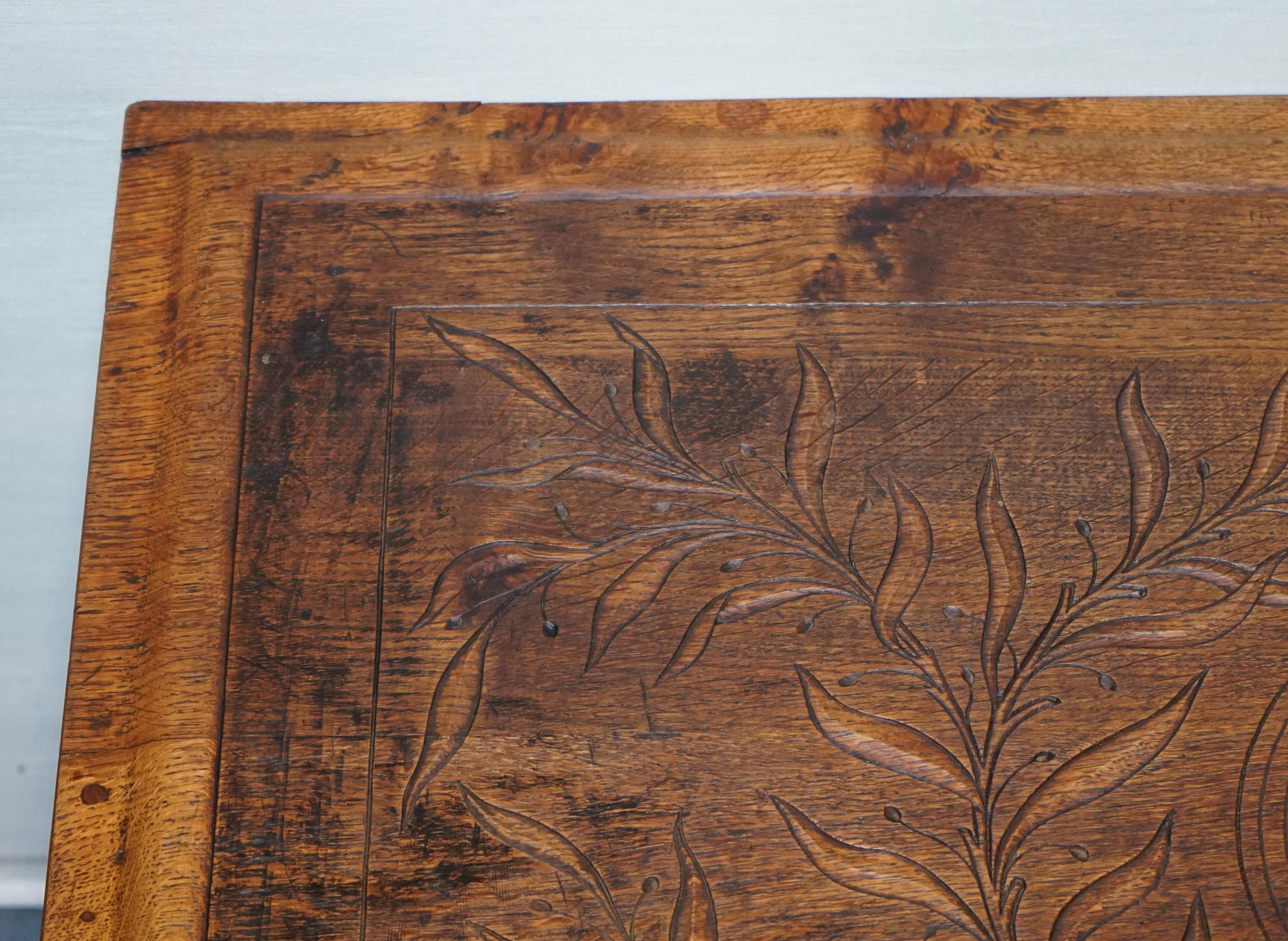 KING ALBERT I OF BELGIUM OCCASIONAL SIDE END COFFEE TABLE CARVED OAK CiRCA 1900 For Sale 4