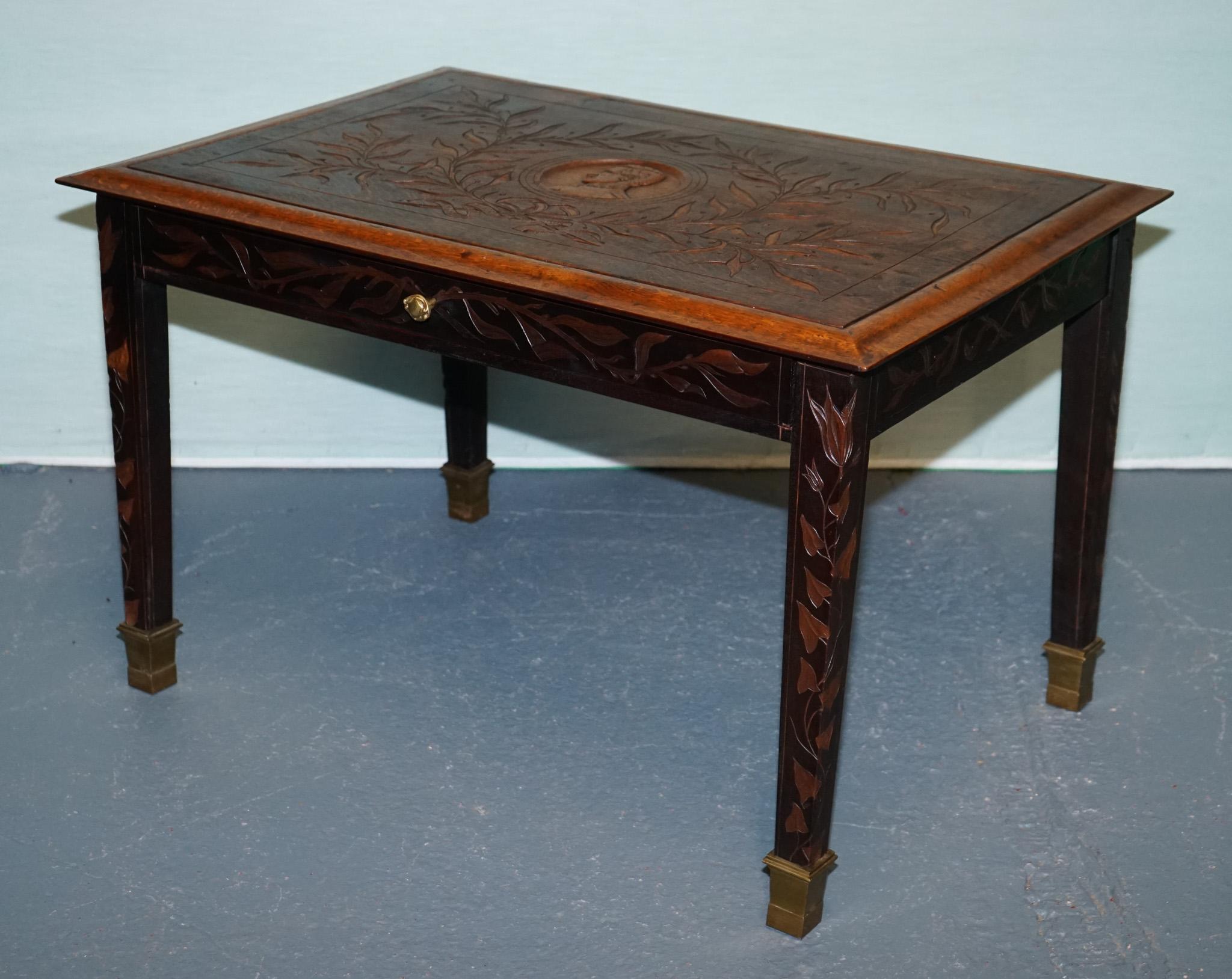 French KING ALBERT I OF BELGIUM OCCASIONAL SIDE END COFFEE TABLE CARVED OAK CiRCA 1900 For Sale