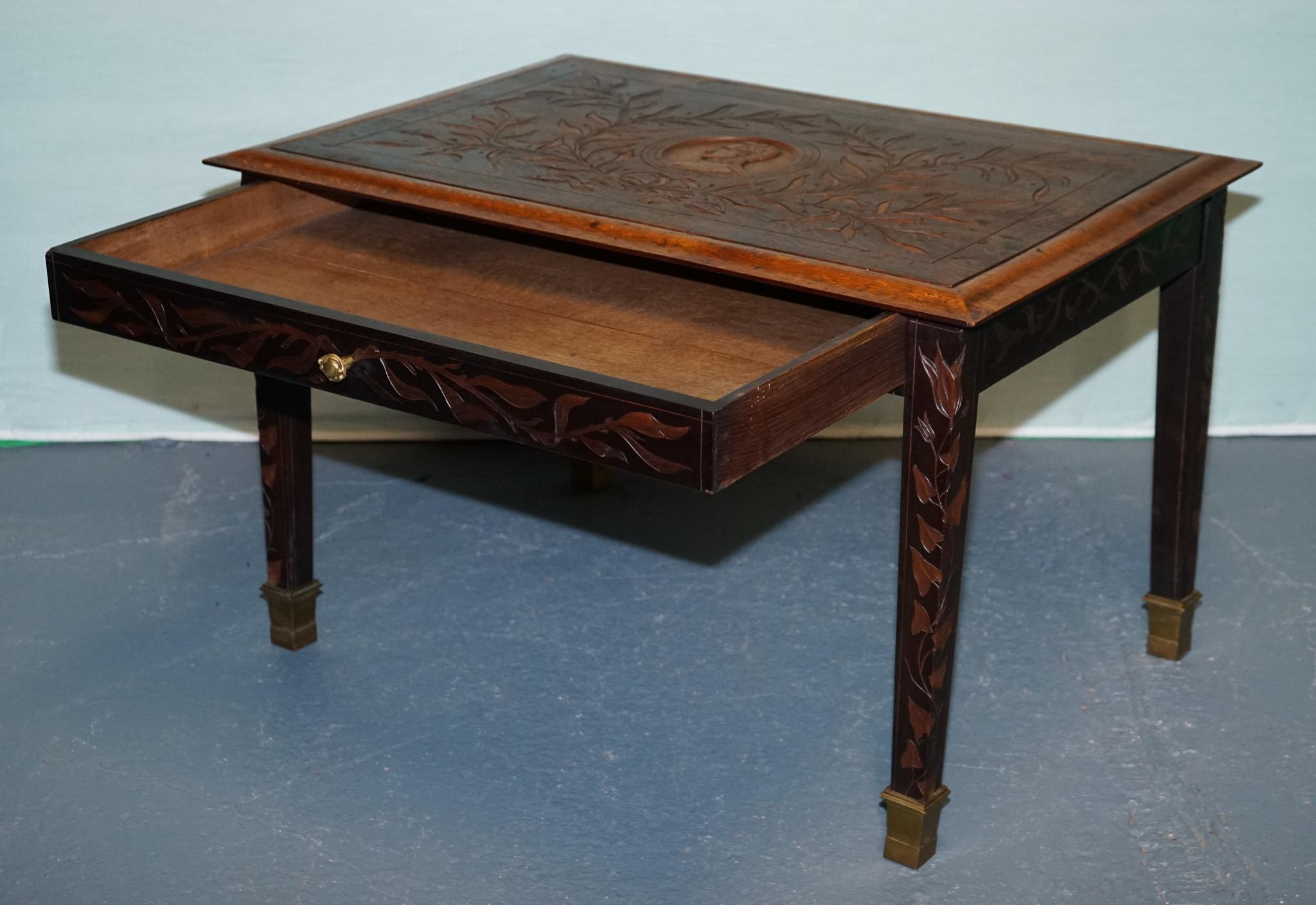 Hand-Crafted KING ALBERT I OF BELGIUM OCCASIONAL SIDE END COFFEE TABLE CARVED OAK CiRCA 1900 For Sale