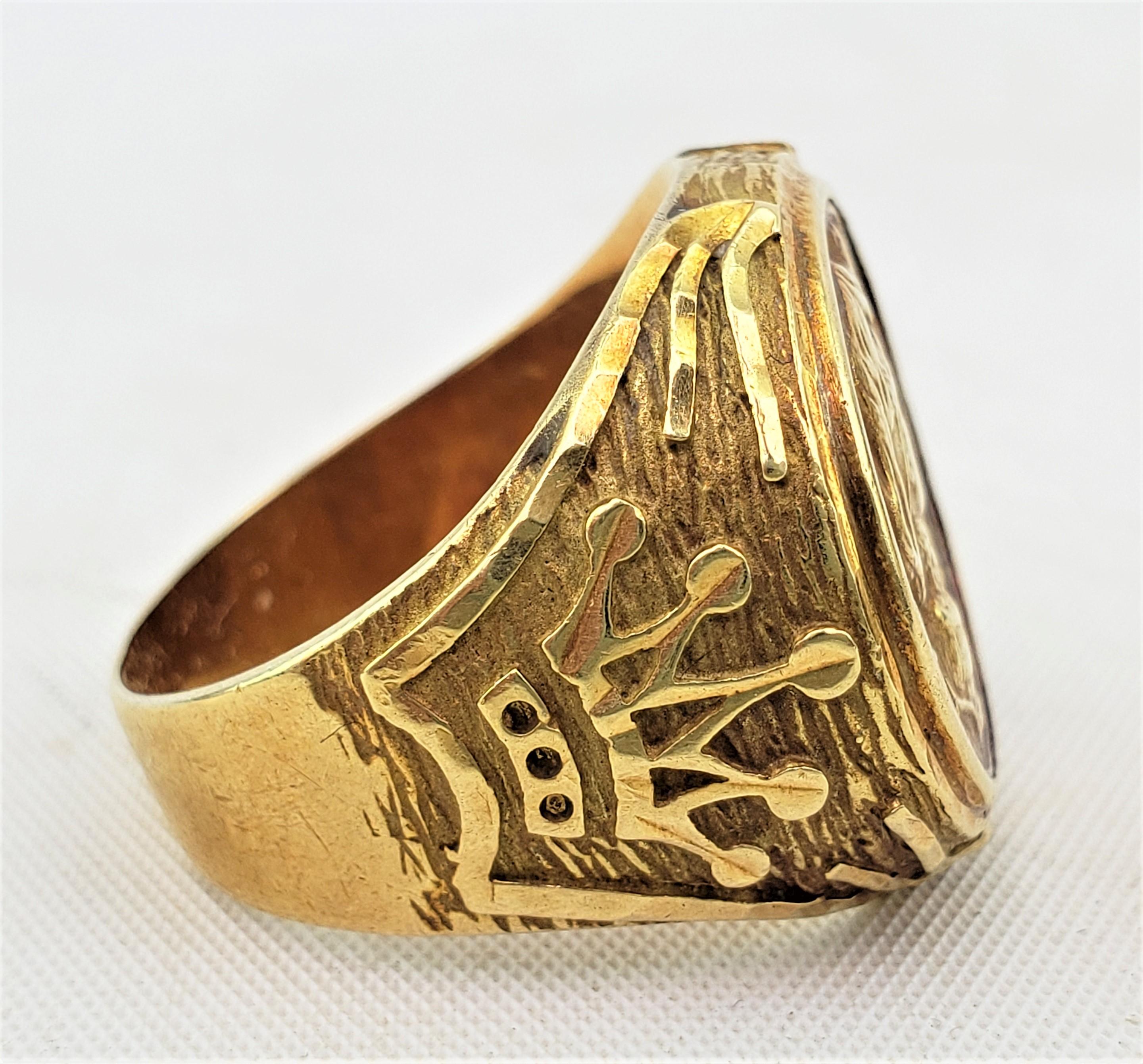 King Alphonso XIII & Queen Victoria Eugenie Commemorative 18 Karat Gold Ring In Good Condition In Hamilton, Ontario