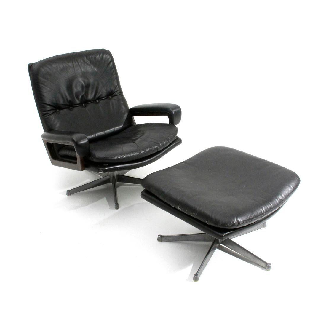 Mid-Century Modern ‘King’ Armchair with Ottoman in Black Leather by André Vandenbeuck for Strässle
