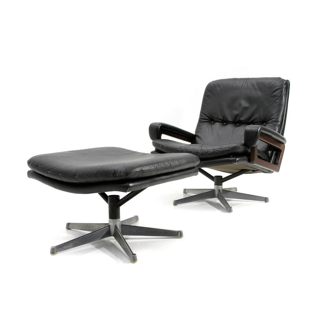 ‘King’ Armchair with Ottoman in Black Leather by André Vandenbeuck for Strässle In Good Condition In Savona, IT