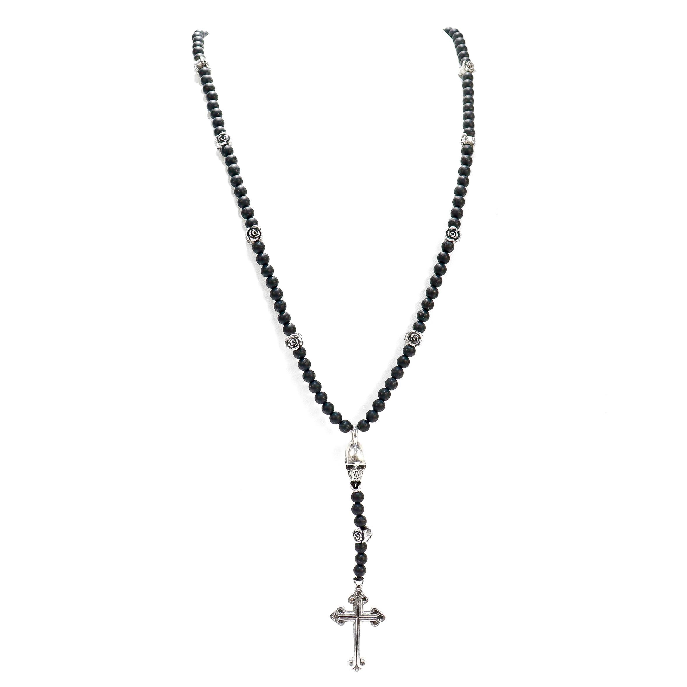 Chapelet King Baby avec perles en onyx, tête de mort en argent et croix traditionnelle Bon état - En vente à Philadelphia, PA