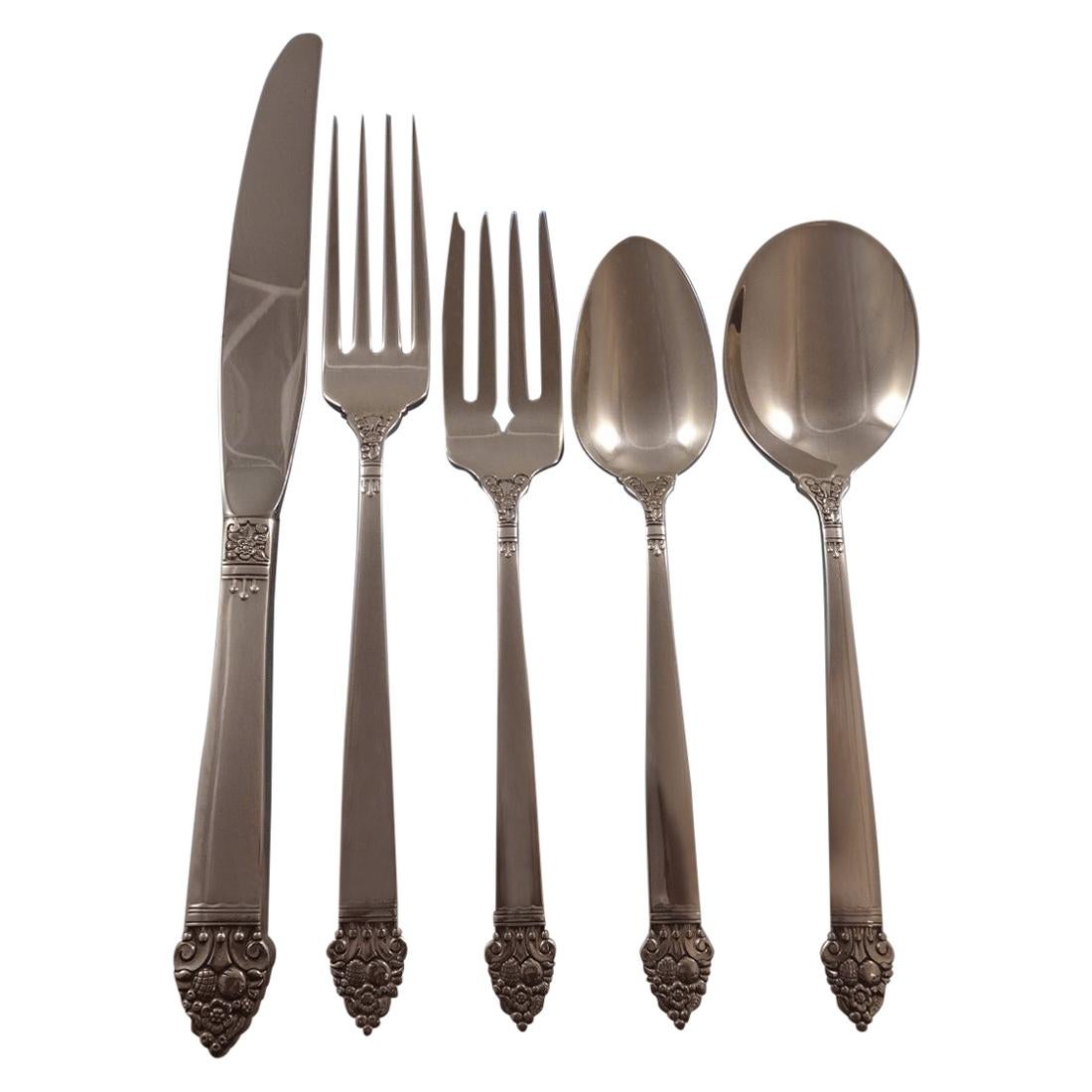 King Cedric by Oneida Sterling Silver Flatware Service for Eight Set 42 Pieces For Sale