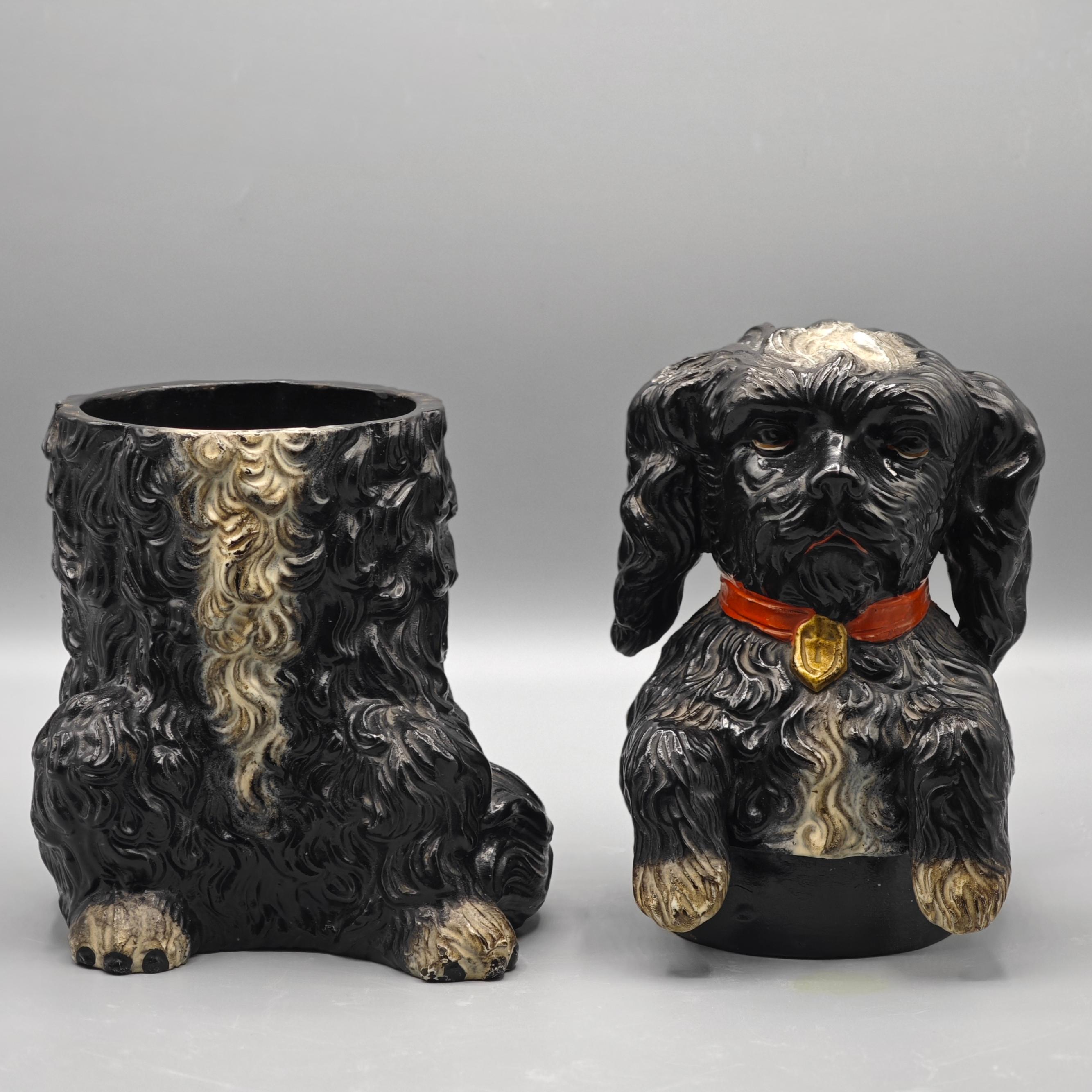 Vaso in ceramica Charles Charles Spaniel di  Bernhard Bloch, fine del XIX secolo In condizioni ottime in vendita a Paris, Ile-de-France