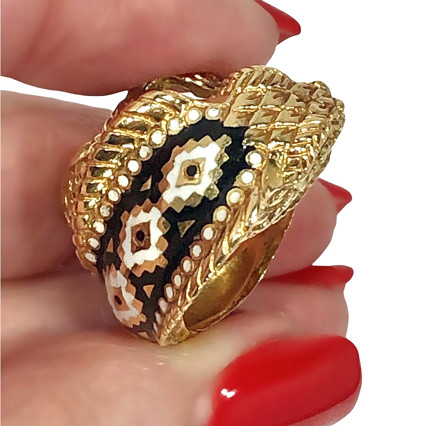 King Cobra Snake Ring in 18k Yellow Gold with Multi Color Enamel Markings For Sale 3