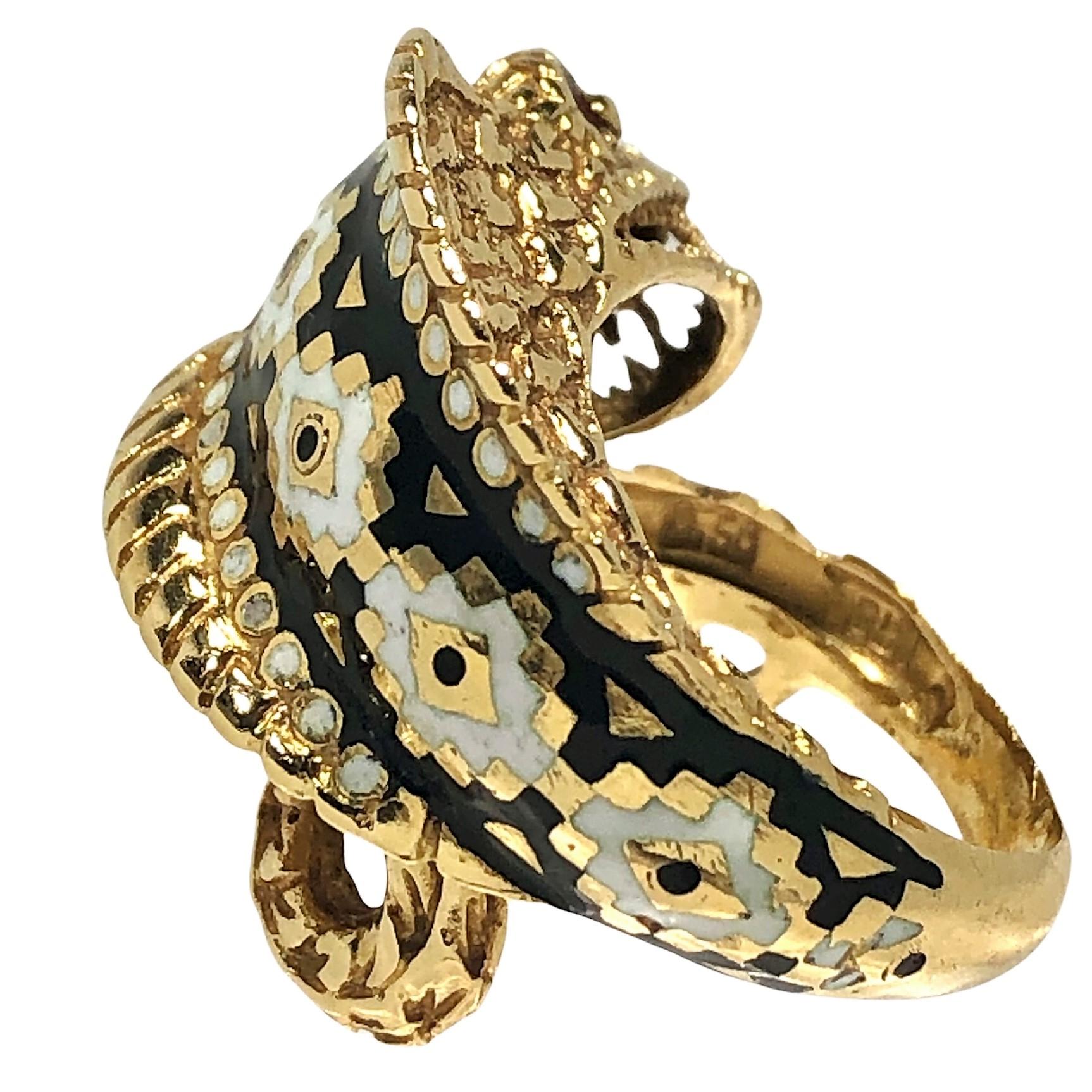 King Cobra Snake Ring in 18k Yellow Gold with Multi Color Enamel Markings In Good Condition For Sale In Palm Beach, FL