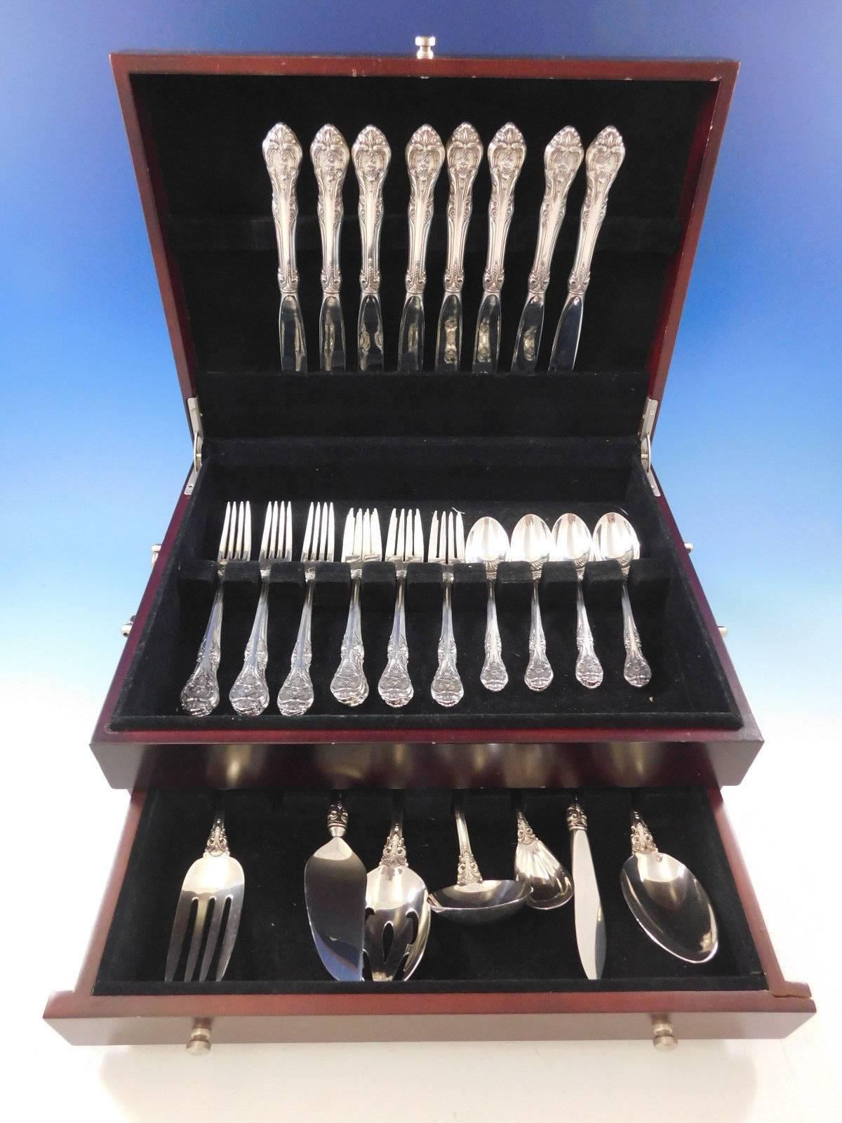 Splendid Place size King Edward by Gorham sterling silver Flatware set - 39 pieces. This set includes:

8 Place Size Knives, 9