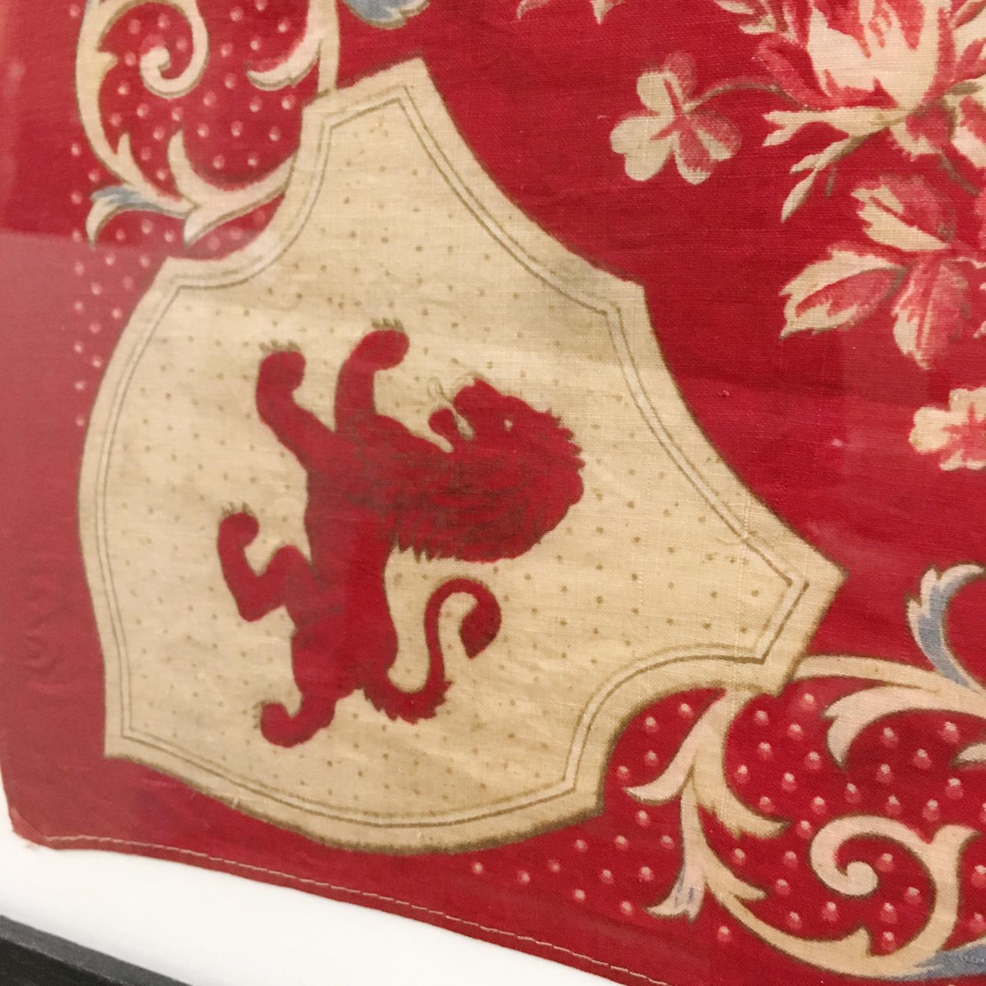 Drapeau rouge encadré du roi Édouard VII, juin 1902 en vente 5