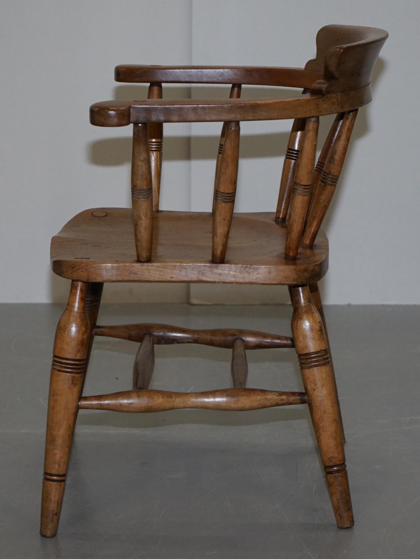 Fauteuil de capitaine du roi Édouard VII estampillé de la succession de la couronne O'Haines High Wycombe en vente 8