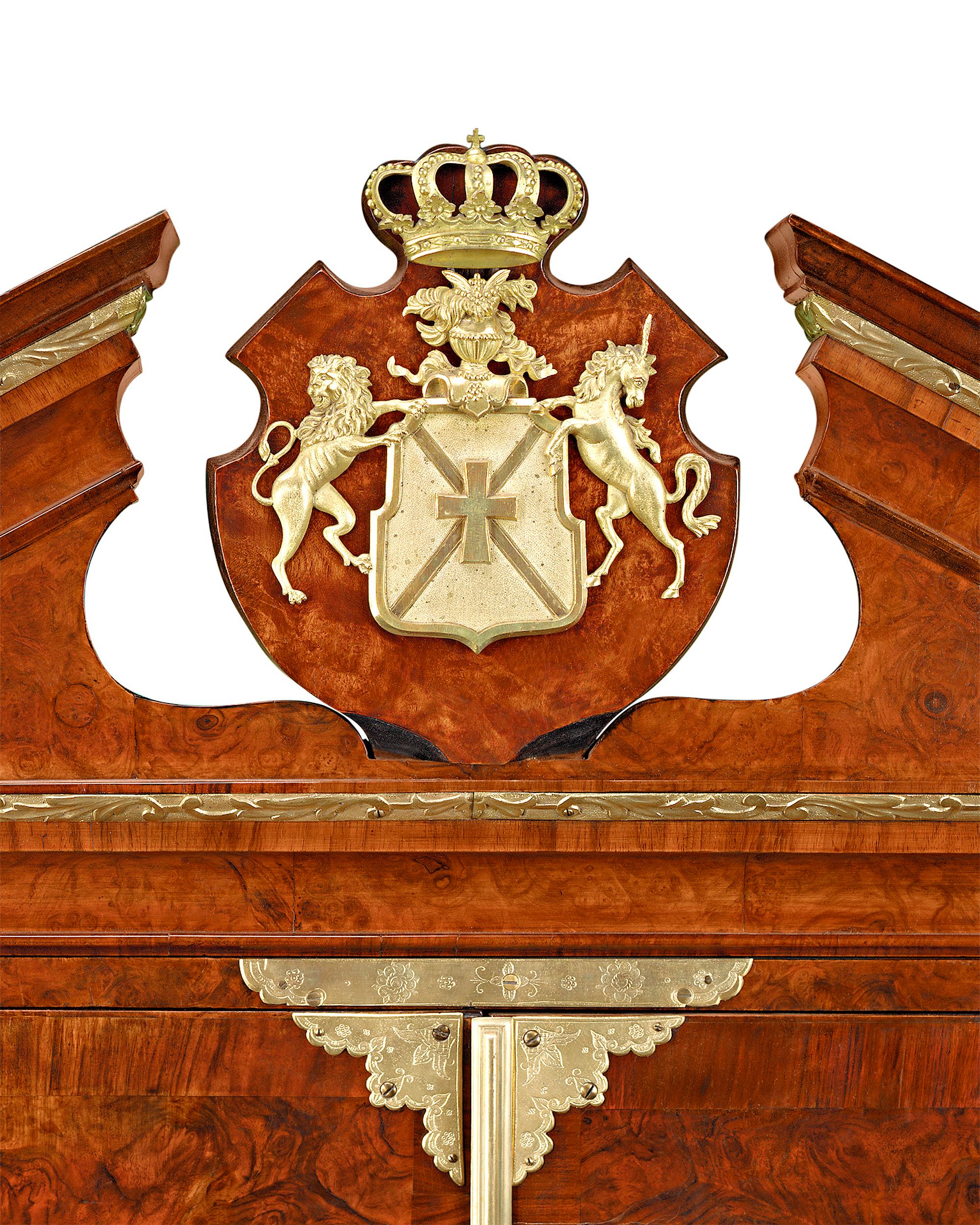 Georgian King George I Ambassadorial Secrétaire-Cabinet For Sale