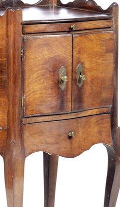 King Jose style bedside table in Noble Wood - 18th century