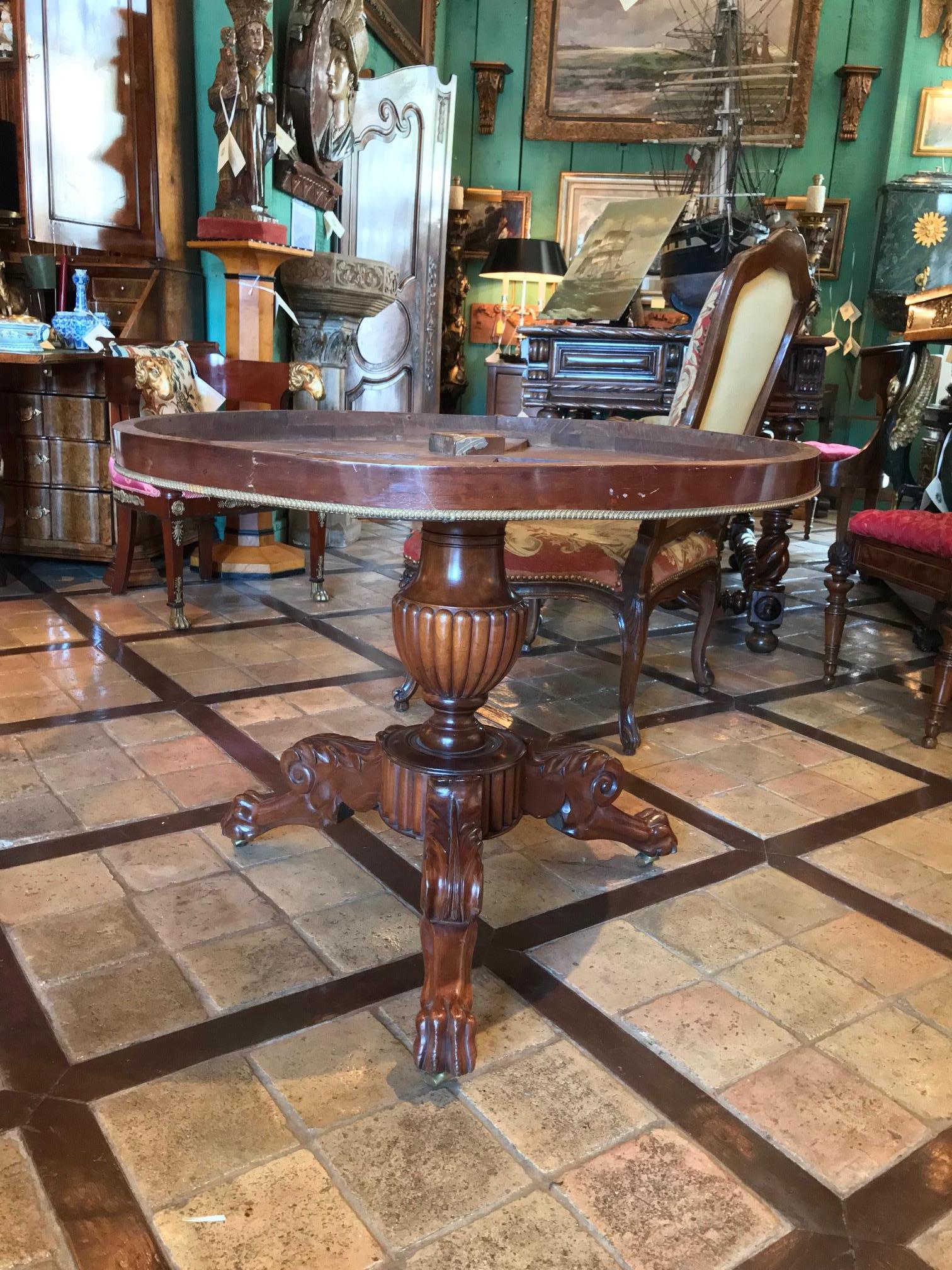French King Louis Philippe Period Marble-Top Center hall entrance Table Gueridon  19th For Sale