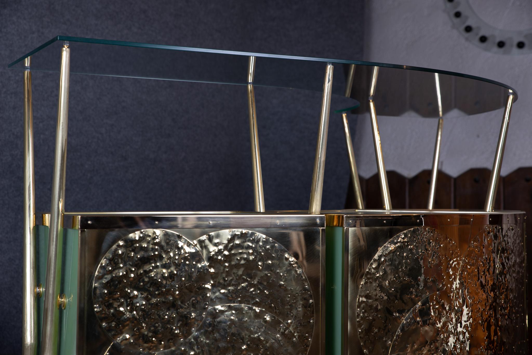 Contemporary King Size Dry bar Green Murano Glass & Brass Gio Ponti-inspired Made in Italy JF For Sale