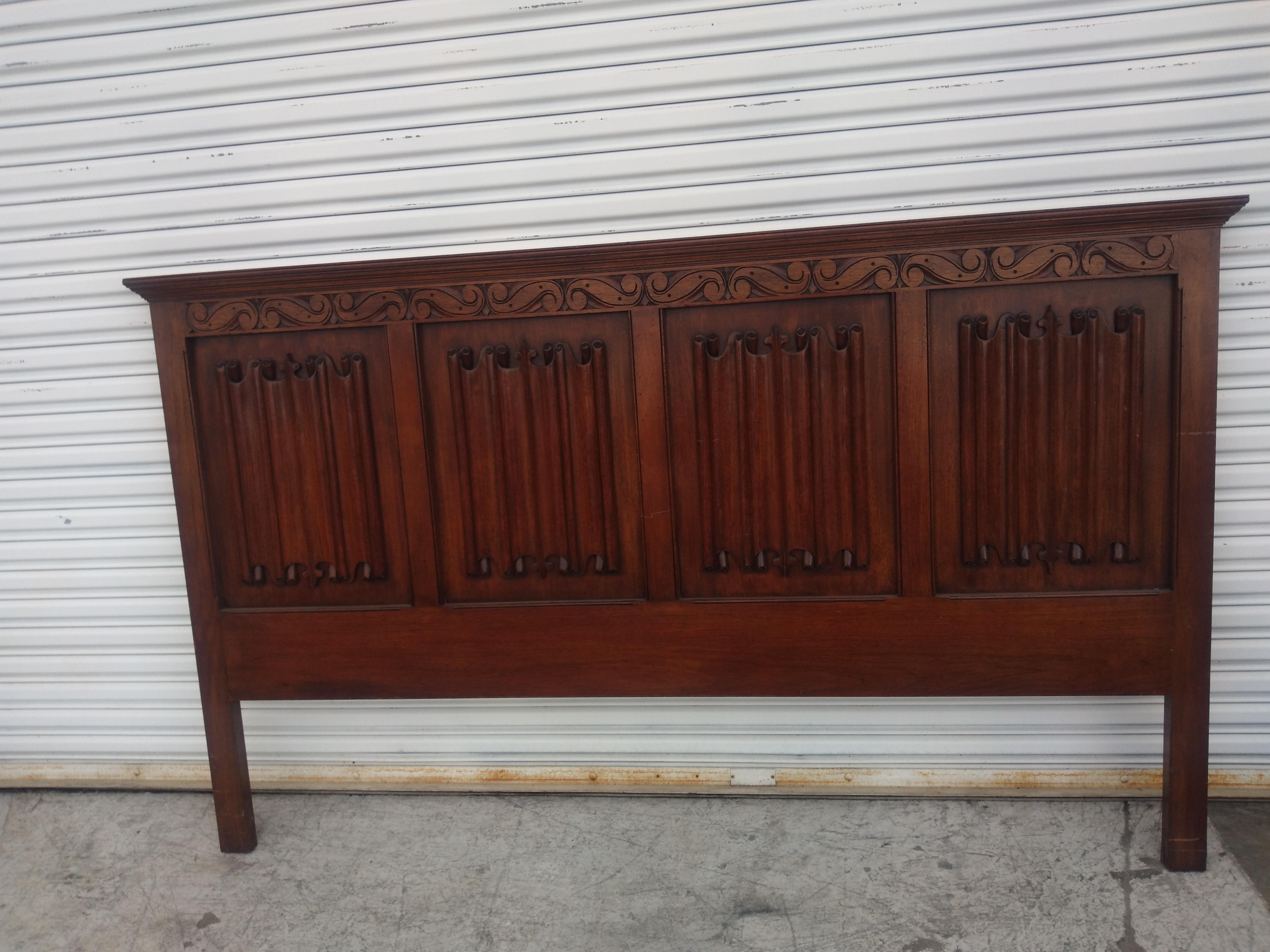 King Size Mahogany Headboard with Scrolled Panels In Good Condition For Sale In Pasadena, TX