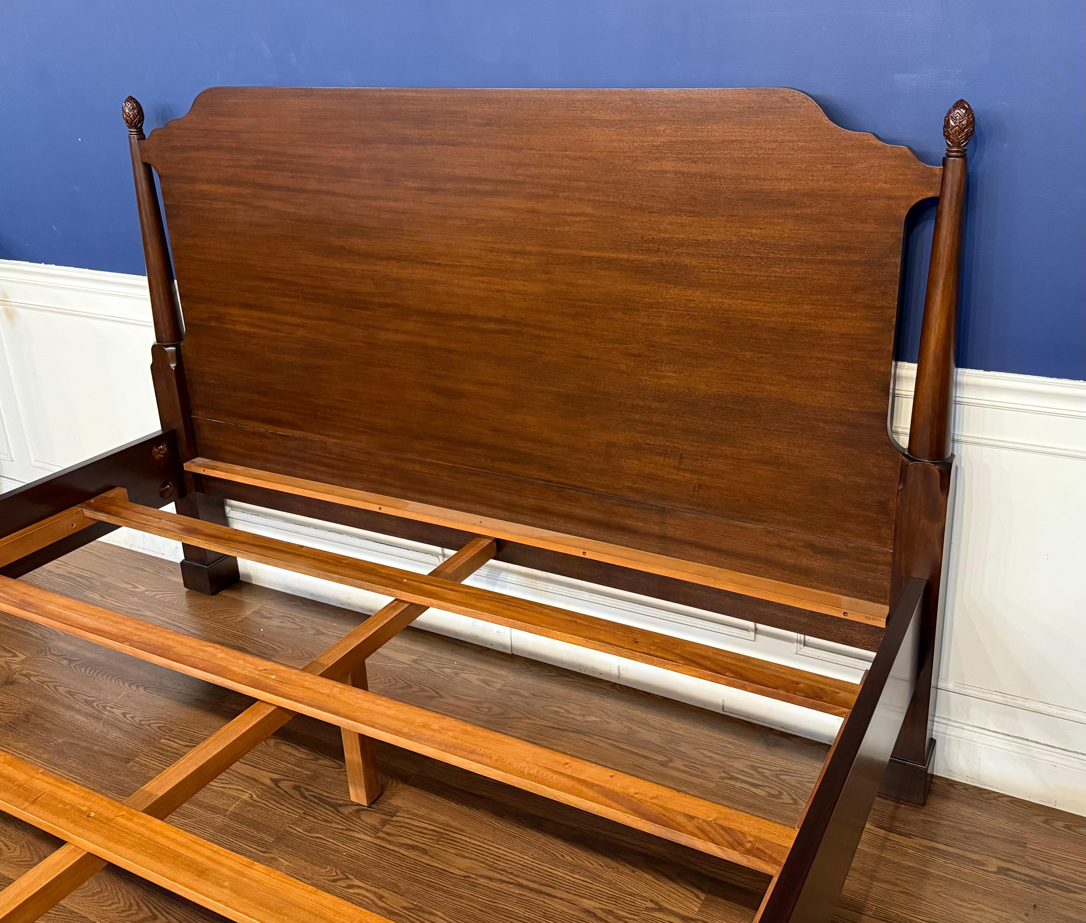 King Size Mahogany Low Post Bed by Leighton Hall In New Condition For Sale In Suwanee, GA