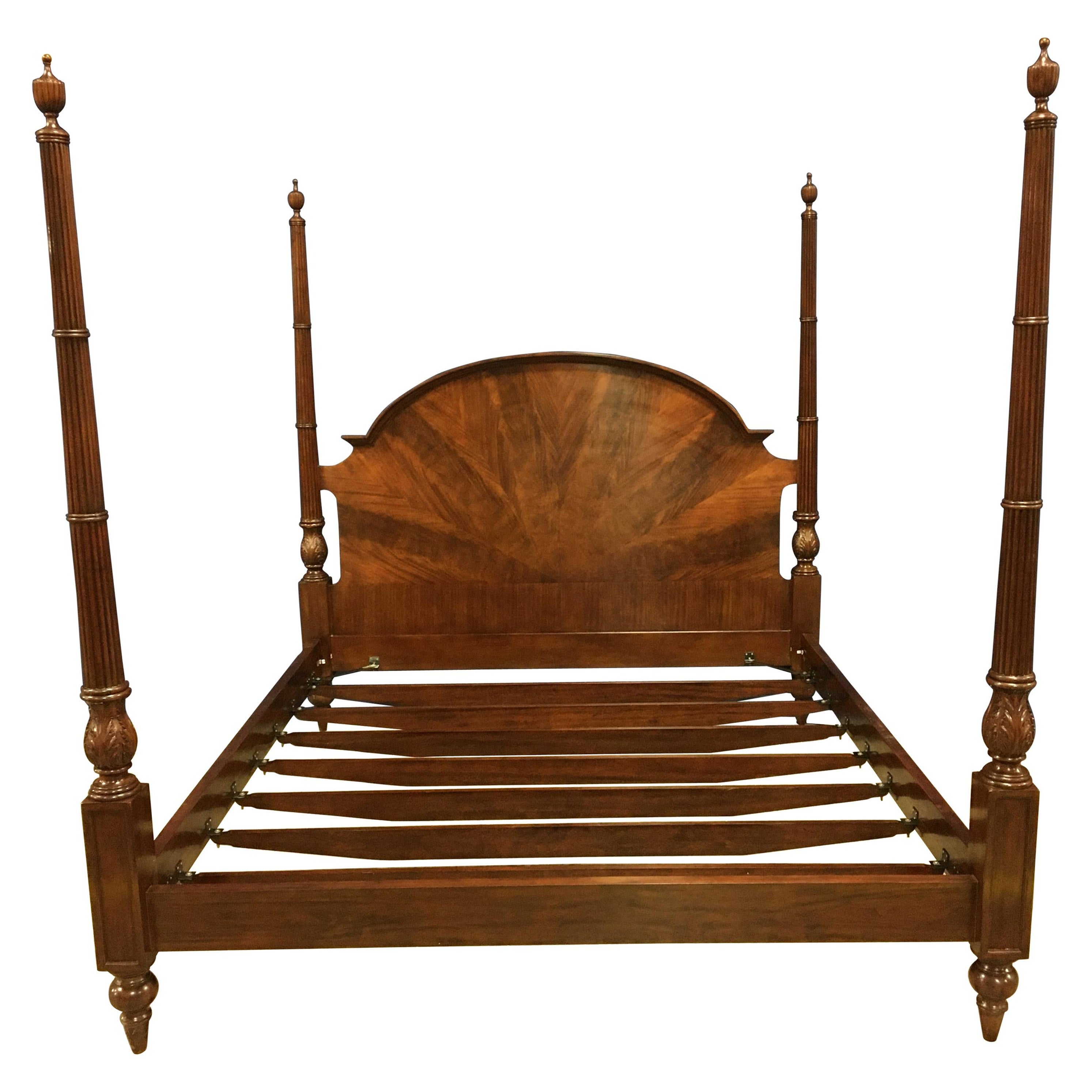 Lit King Size en acajou de Leighton Hall