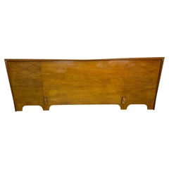 King Size Mid-Century Modern Bow-Shaped Headboard