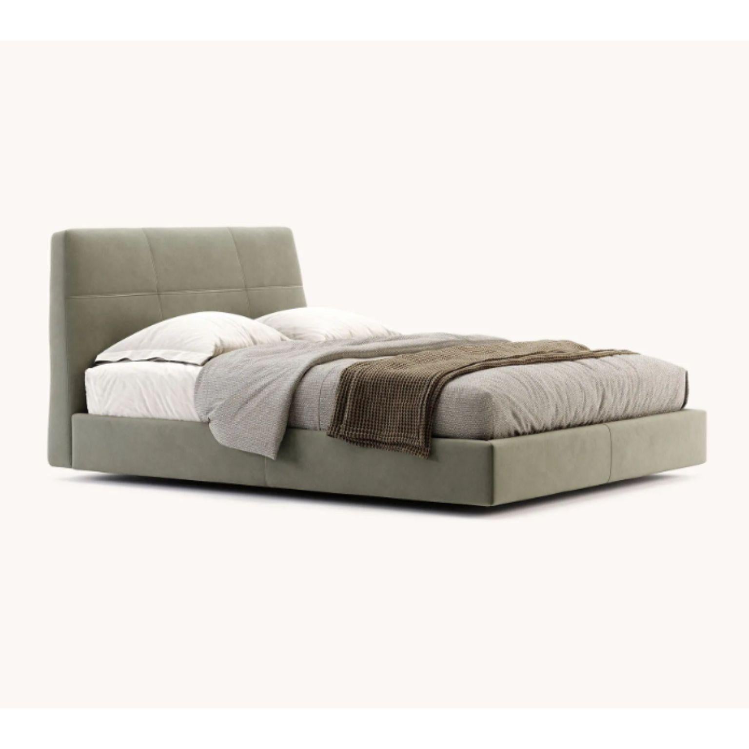 King size Shelby bed by Domkapa
Dimensions: W 213 x D 232 x H 109 cm.
Materials: Microfiber (Tarn 22, Tarn 02).
Also available in different materials.

The unique Shelby bed is a sophisticated bed inspired by the geometric lines, angles, and