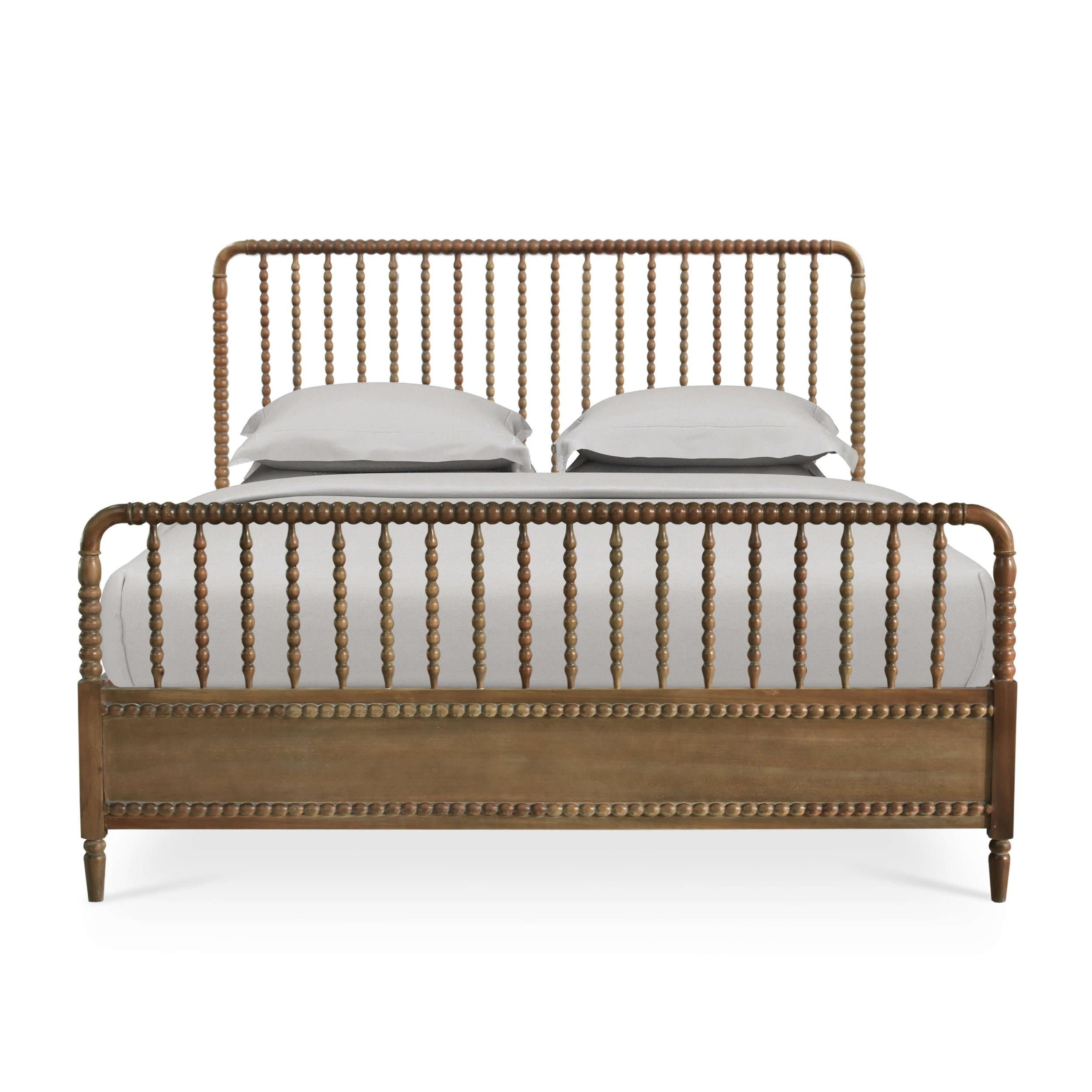 Constructed with mahogany and in our Straw Wash finish. This beautifully crafted bedframe combines classic design elements with sturdy construction, creating a timeless centerpiece for your bedroom.

Features intricately turned spindles on the