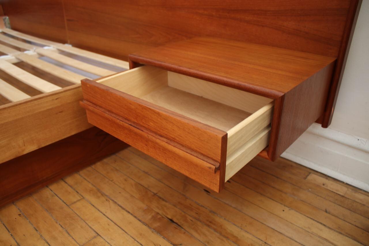 King Size Teak Danish Modern Platform Bed with Floating Nightstands 4
