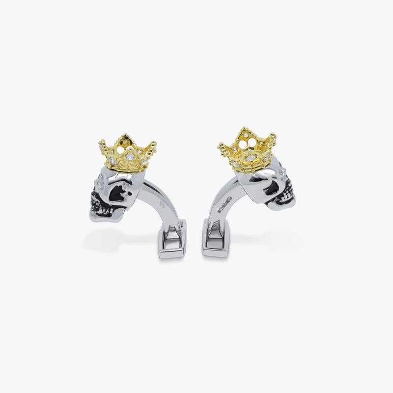 King Skull Cufflinks in Sterling Silver

The King Skull cufflinks are an iconic part of our novelty collection. With a face in sterling silver, a crown made of yellow gold-plated silver and piercing Swarovski eyes, this embellished piece is fit for