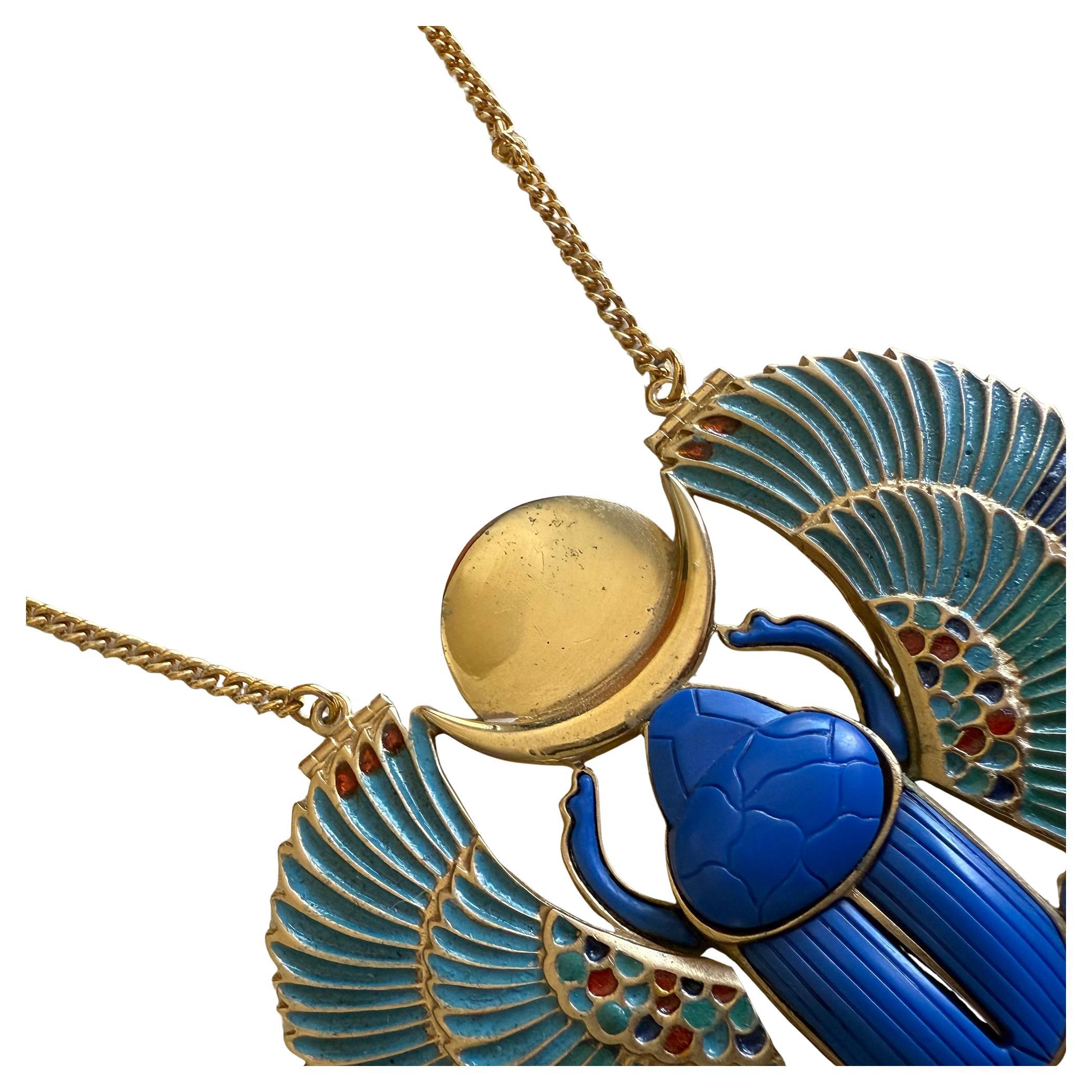 Art Nouveau Collana con ciondolo a forma di scarabeo in finto lapislazzuli del Re Tutankhamon Fattorini 1972 in vendita