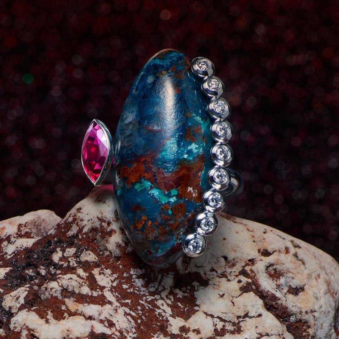 Modern Kingdom 3, Out of This World, One-of-kind Ring Collection Made in France For Sale