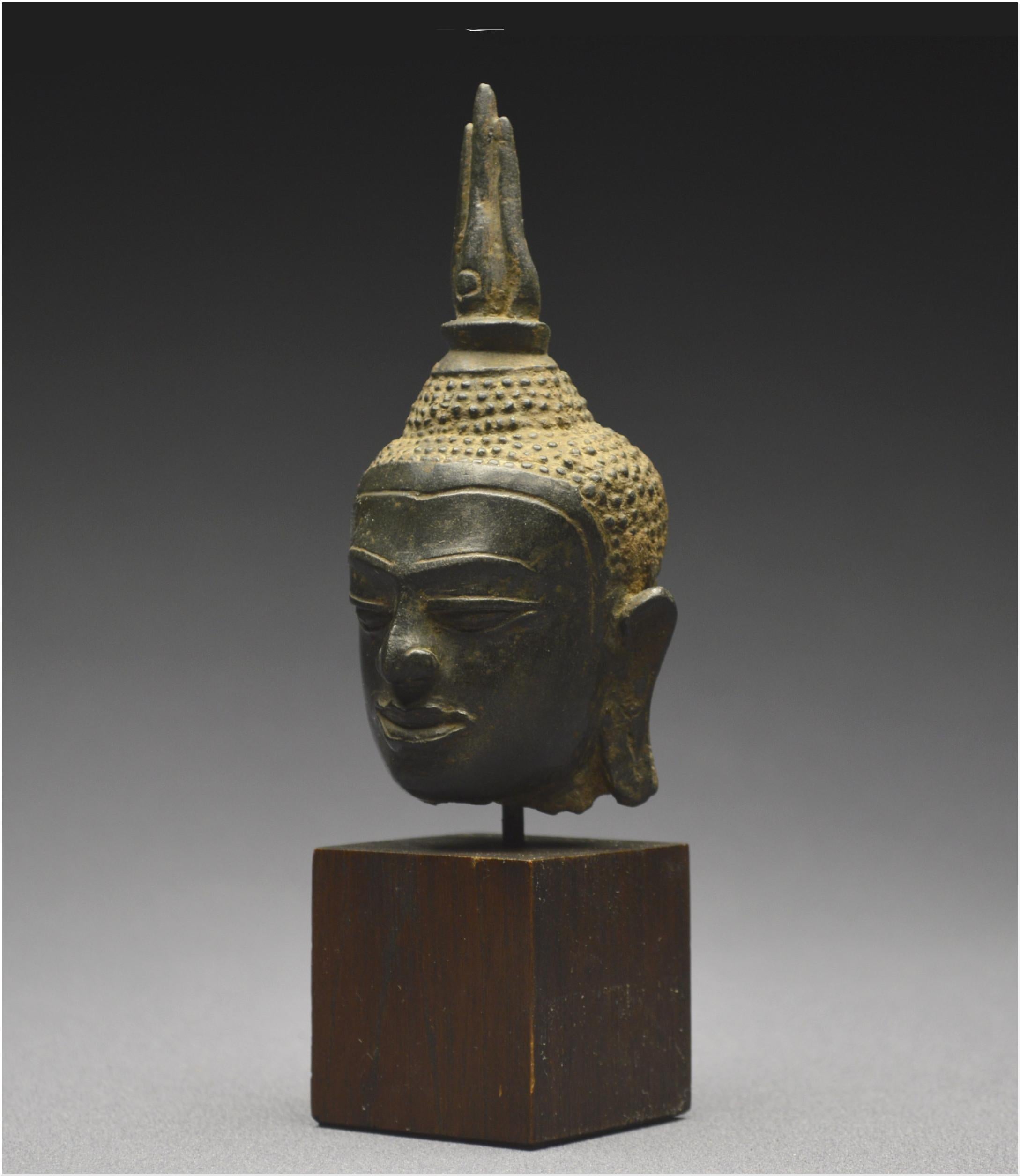 18th Century and Earlier Kingdom of Siam, 14th - 15th century, U-Thong style, Small bronze Buddha head 